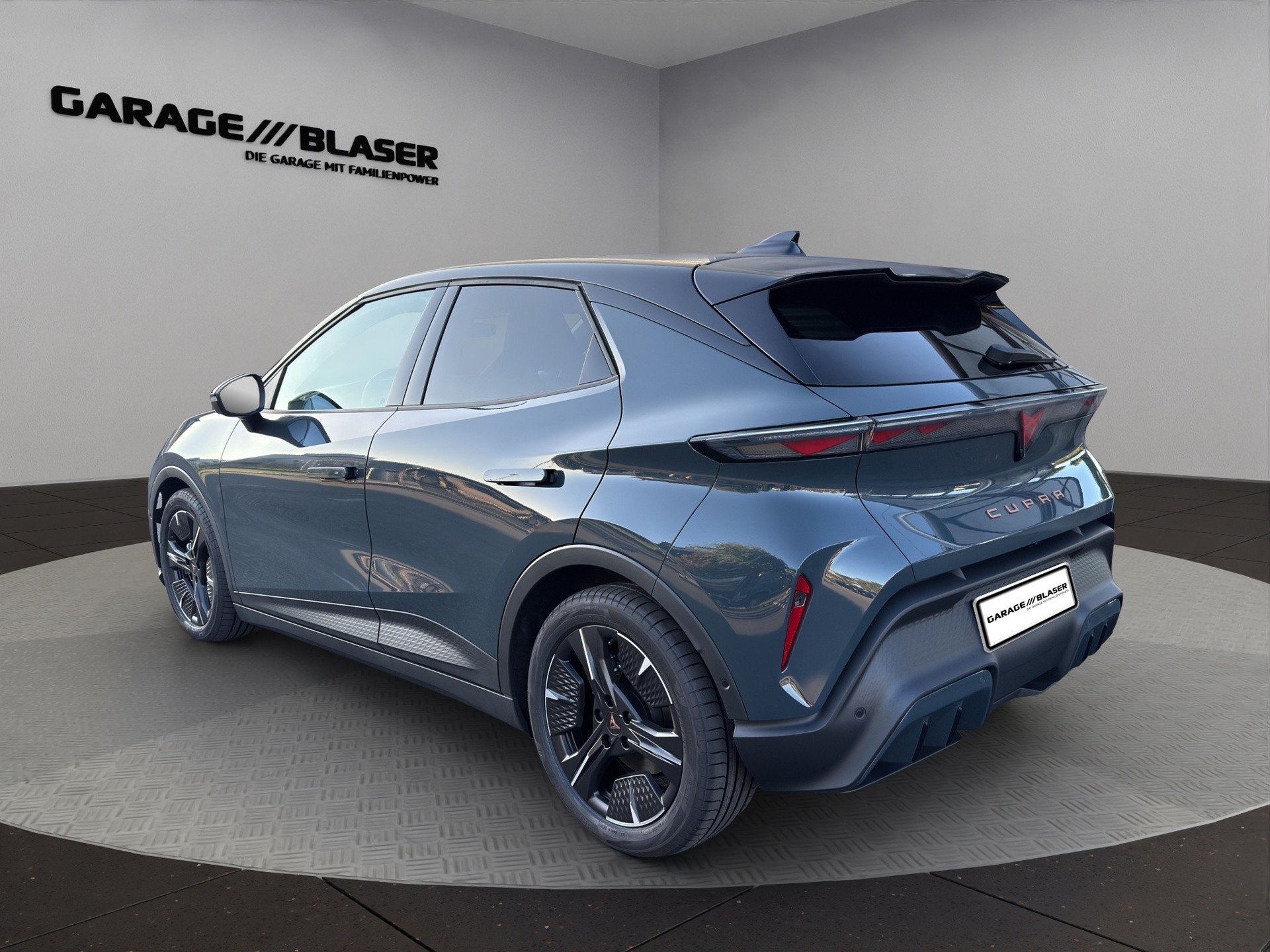 CUPRA Raval 52 kWh Dynamic+ Launch Edition-image-2