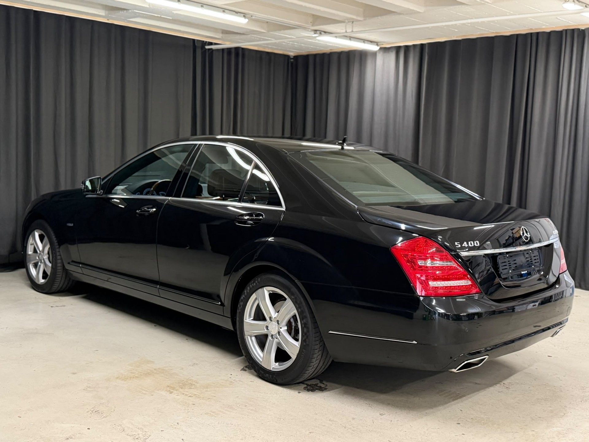 MERCEDES-BENZ S 400 Hybrid 7G-Tronic-image-4