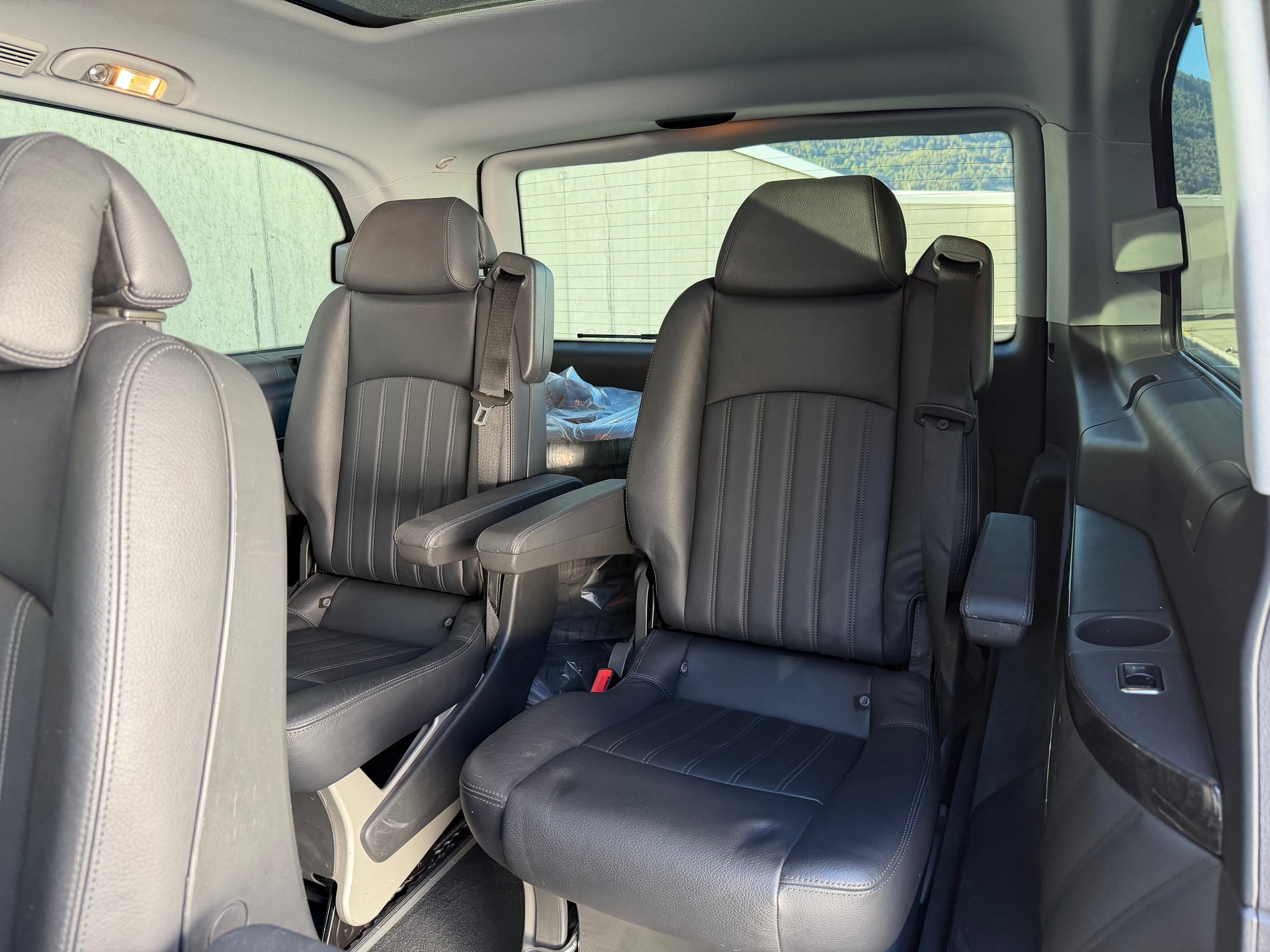 MERCEDES-BENZ Viano 2.2 CDI Blue Eff. Ambiente Ed. L 4Matic A-image-12