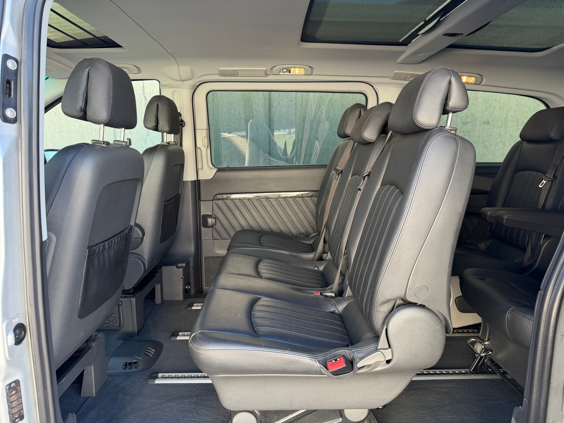 MERCEDES-BENZ Viano 2.2 CDI Blue Eff. Ambiente Ed. L 4Matic A-image-11