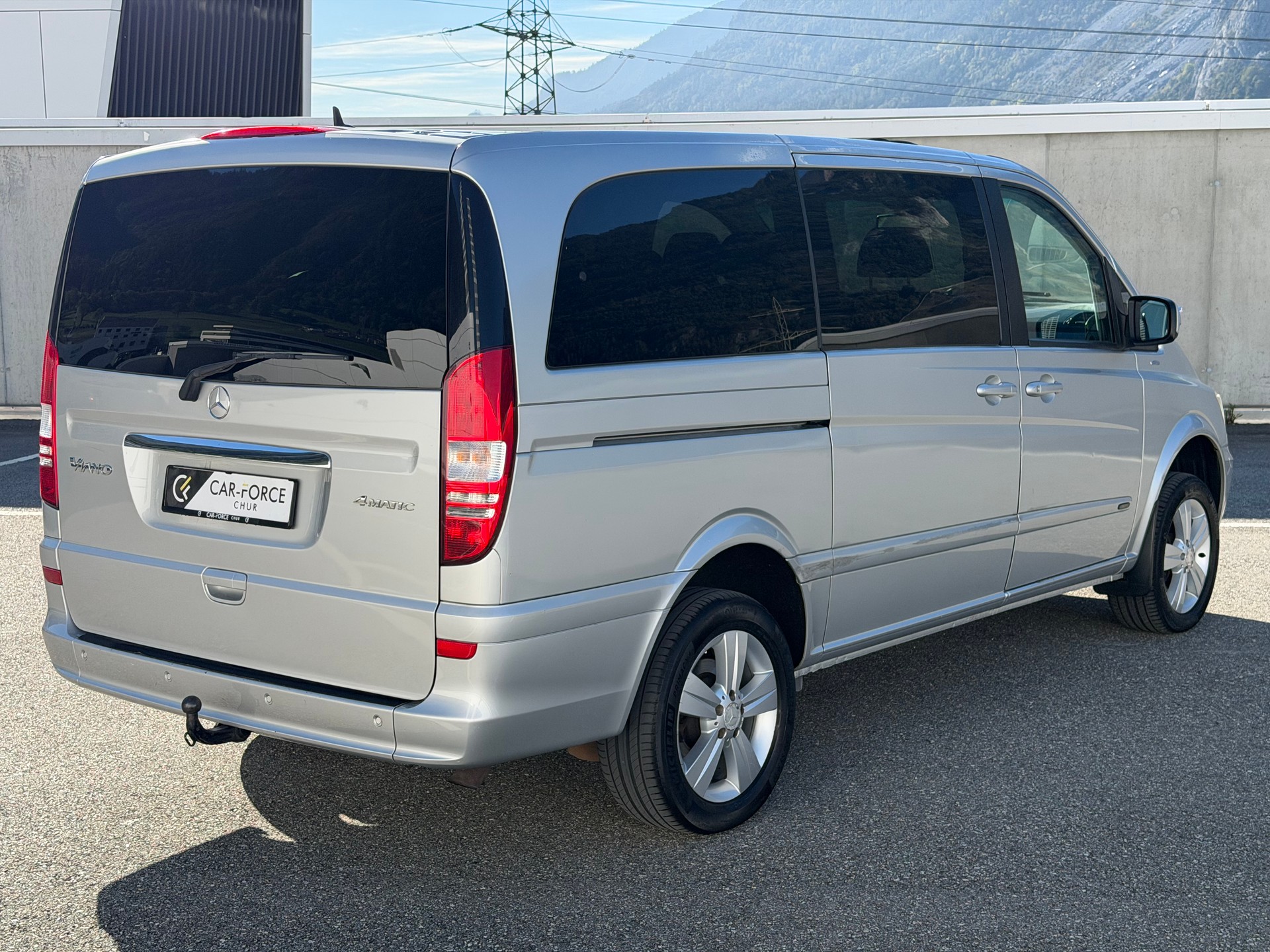 MERCEDES-BENZ Viano 2.2 CDI Blue Eff. Ambiente Ed. L 4Matic A-image-5