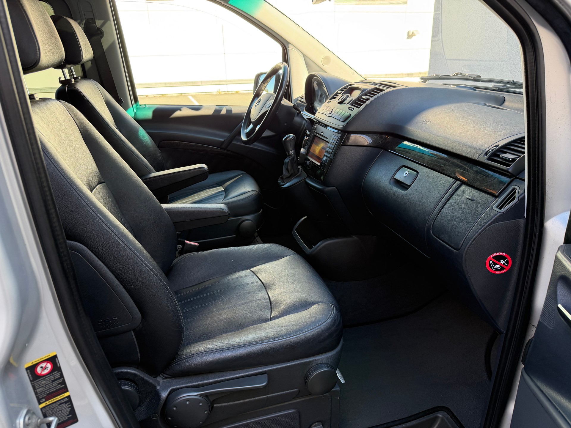 MERCEDES-BENZ Viano 2.2 CDI Blue Eff. Ambiente Ed. L 4Matic A-image-21