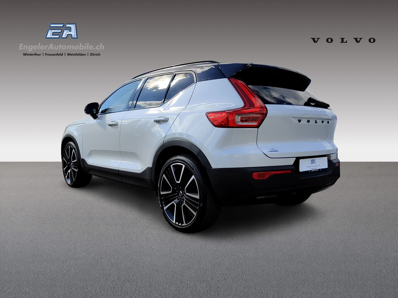 VOLVO XC40 1.5 T5 TE R-Design-showroom-element-3