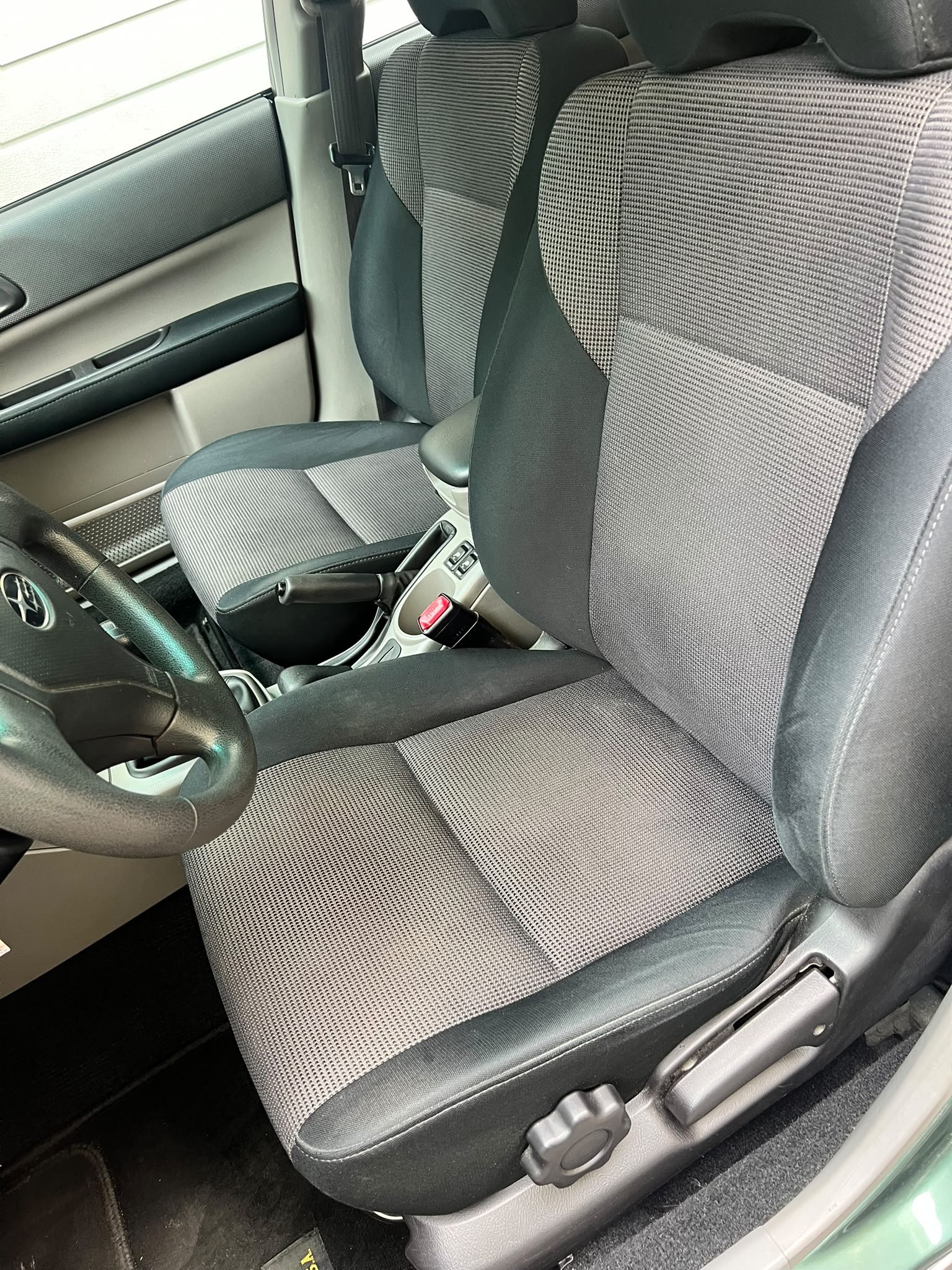 SUBARU Forester 2.0X (Swiss)-image-1