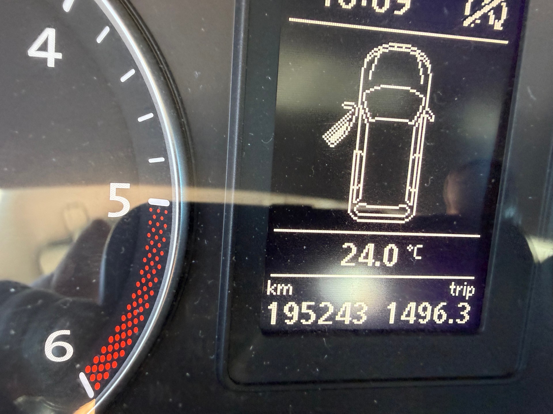 VW Touran 1.6 TDI BMT Comfortline DSG-image-9