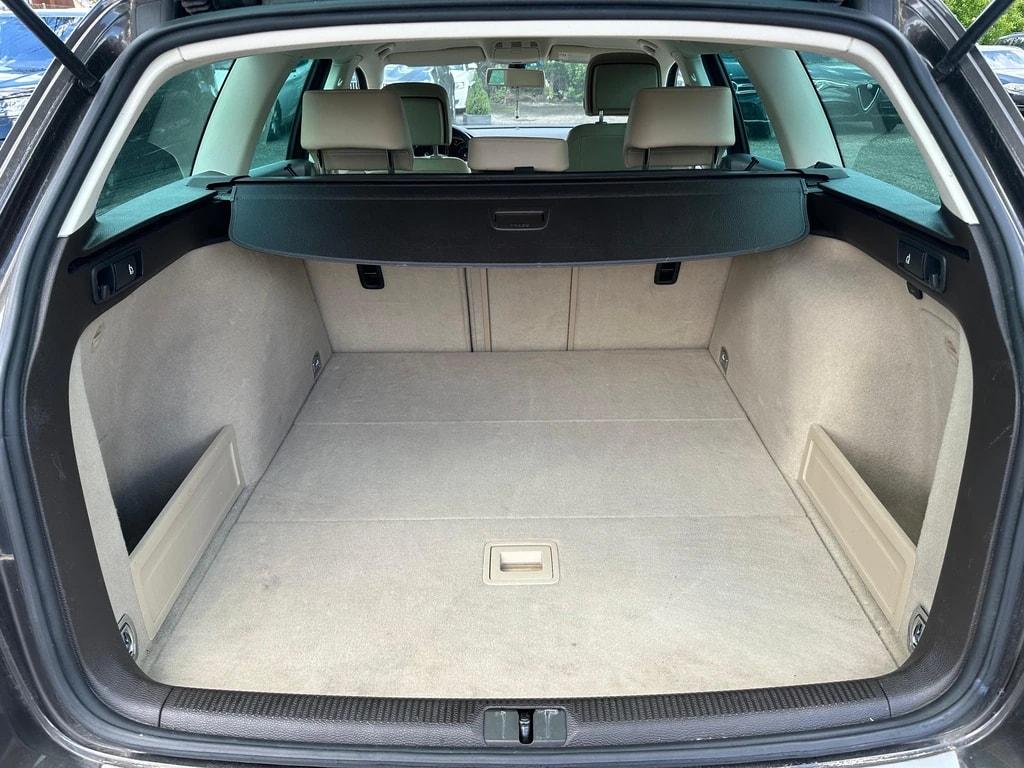 VW Passat Alltrack 2.0 TSI 4Motion DSG-image-12
