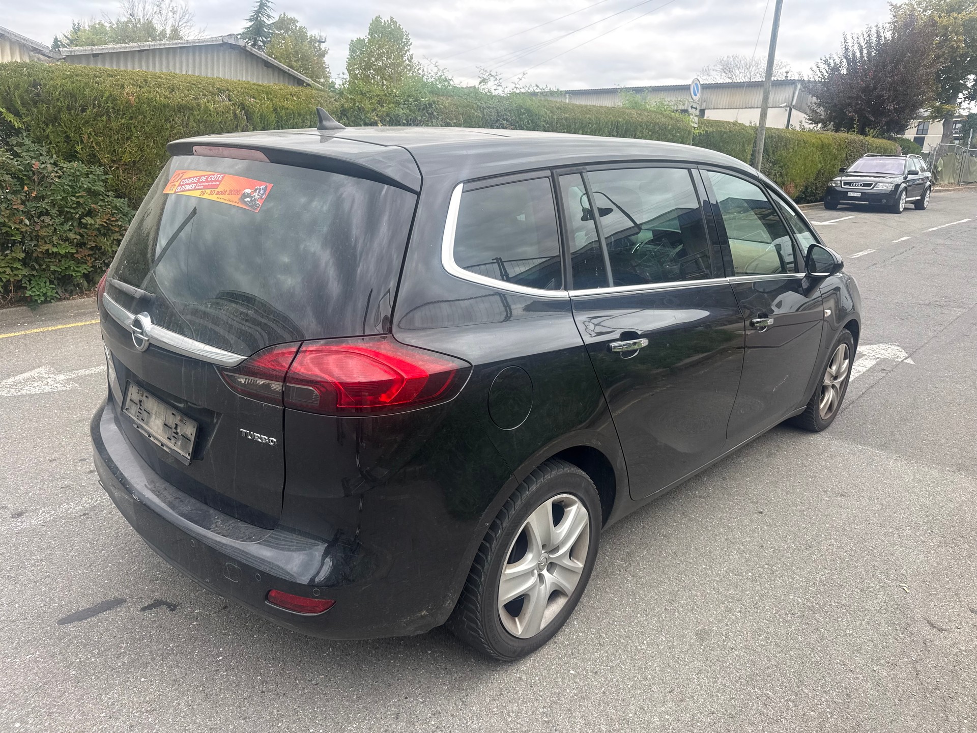 OPEL Zafira Tourer 1.6i 16V Turbo Sport Automatic-image-6