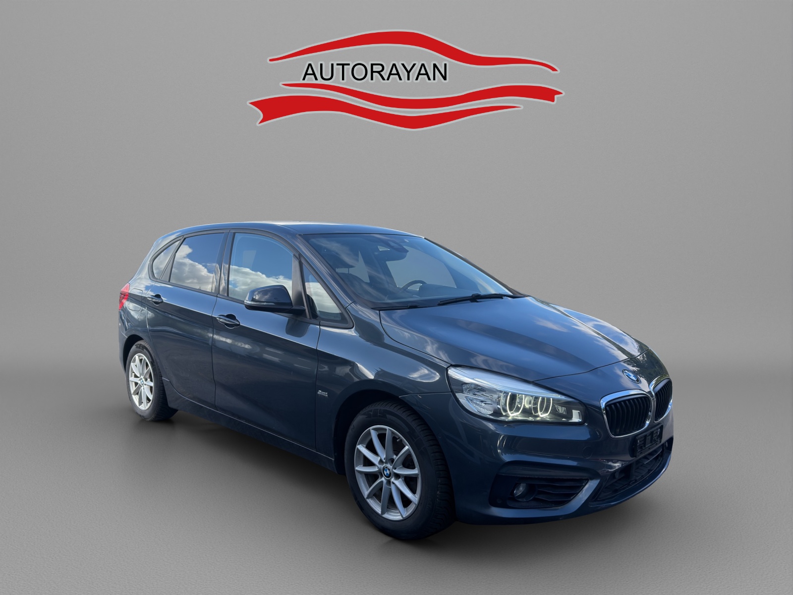 BMW 218d xDrive Active Tourer-image-2