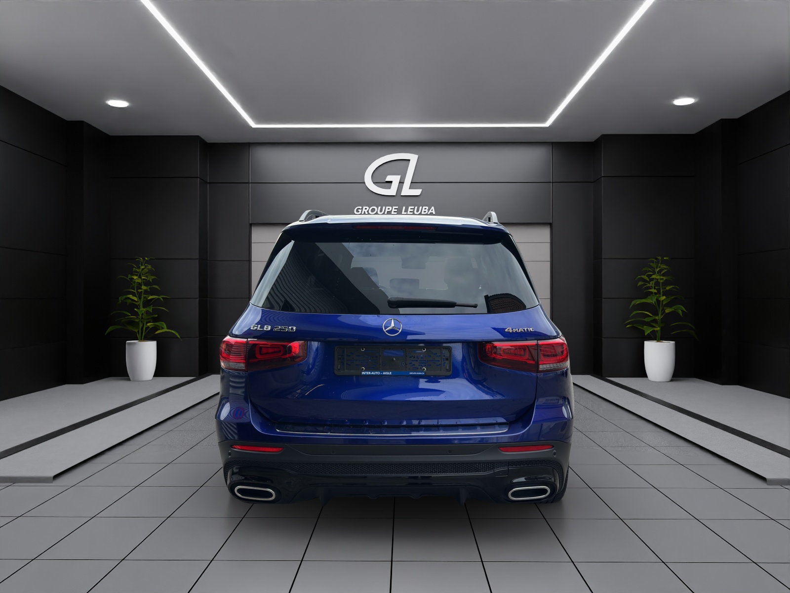 MERCEDES-BENZ GLB 250 AMG Line 4 MATIC-image-4