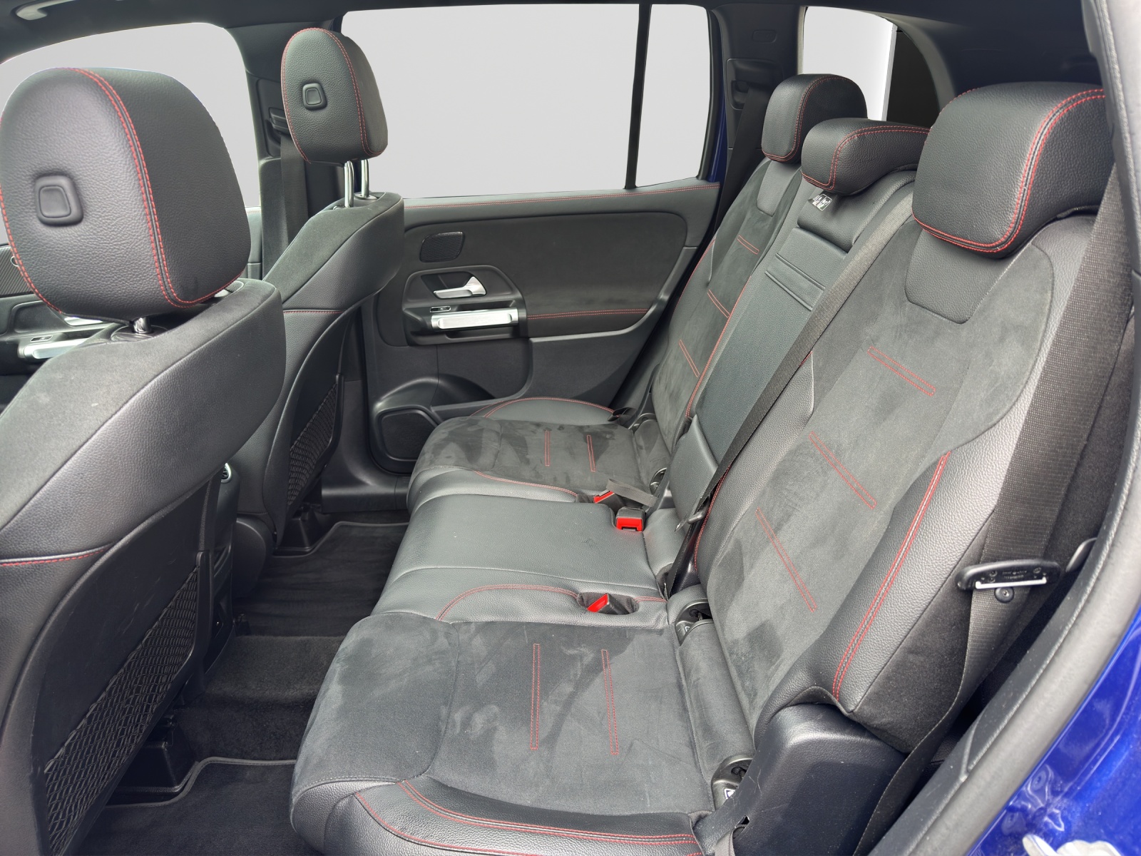 MERCEDES-BENZ GLB 250 AMG Line 4 MATIC-image-13