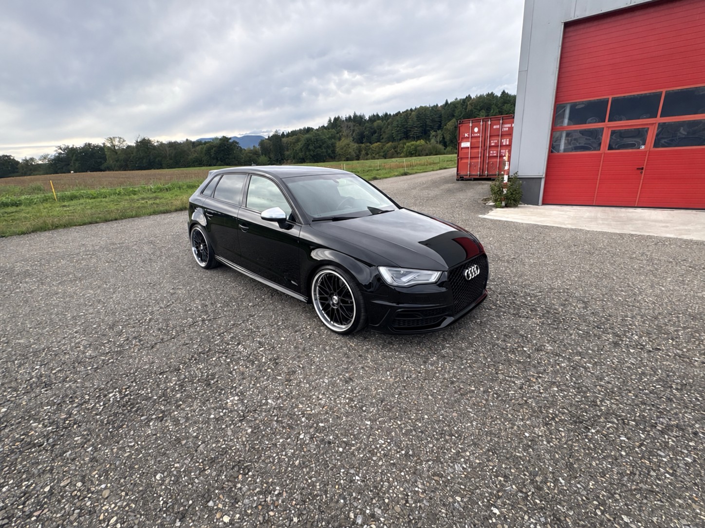Car photo