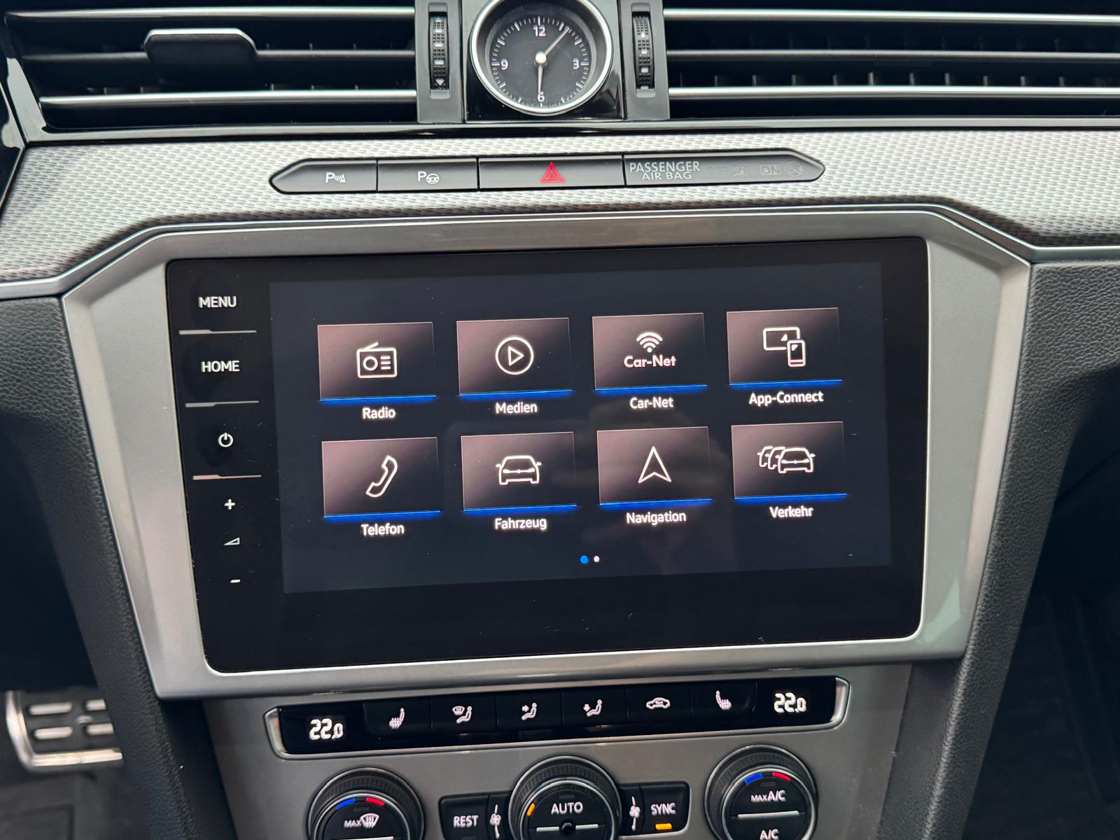 VW Passat Variant ALLTRACK 2.0 TDI BMT Highline DSG 4Motion-image-7