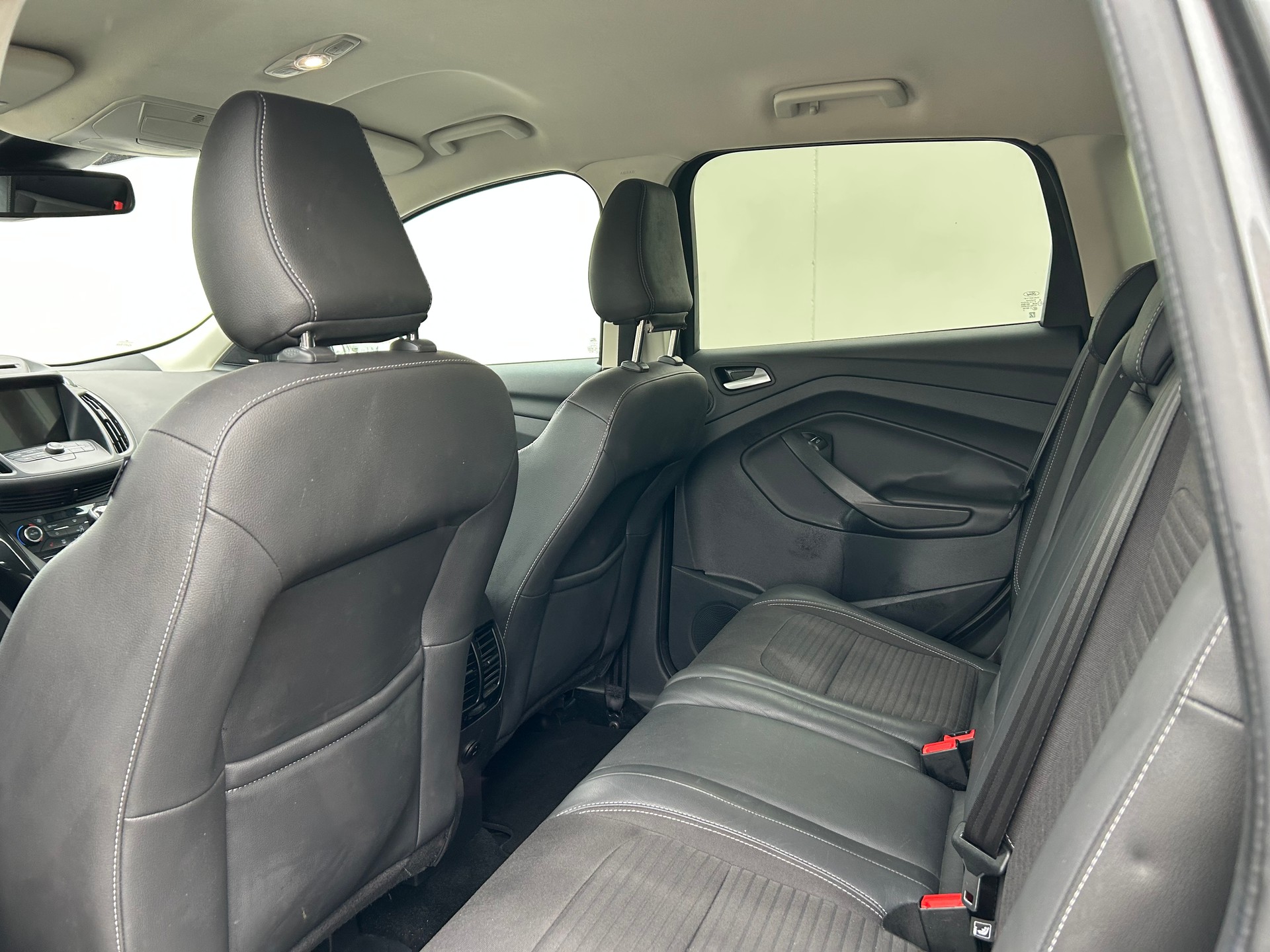 FORD Kuga 2.0 TDCi Titanium 4WD-image-4