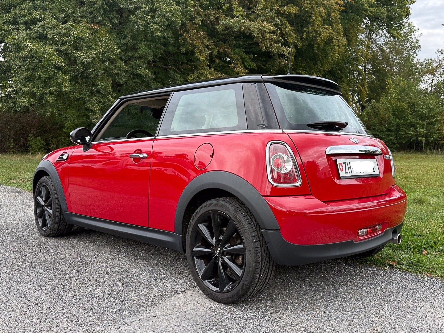 MINI Cooper-image-2