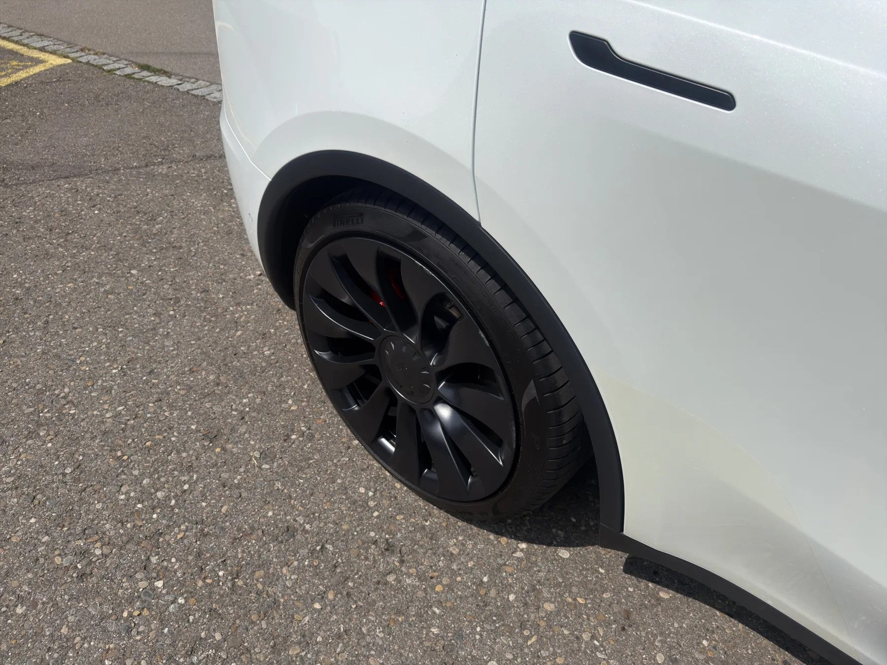 TESLA Model Y Performance D SOH 95.1%-image-46