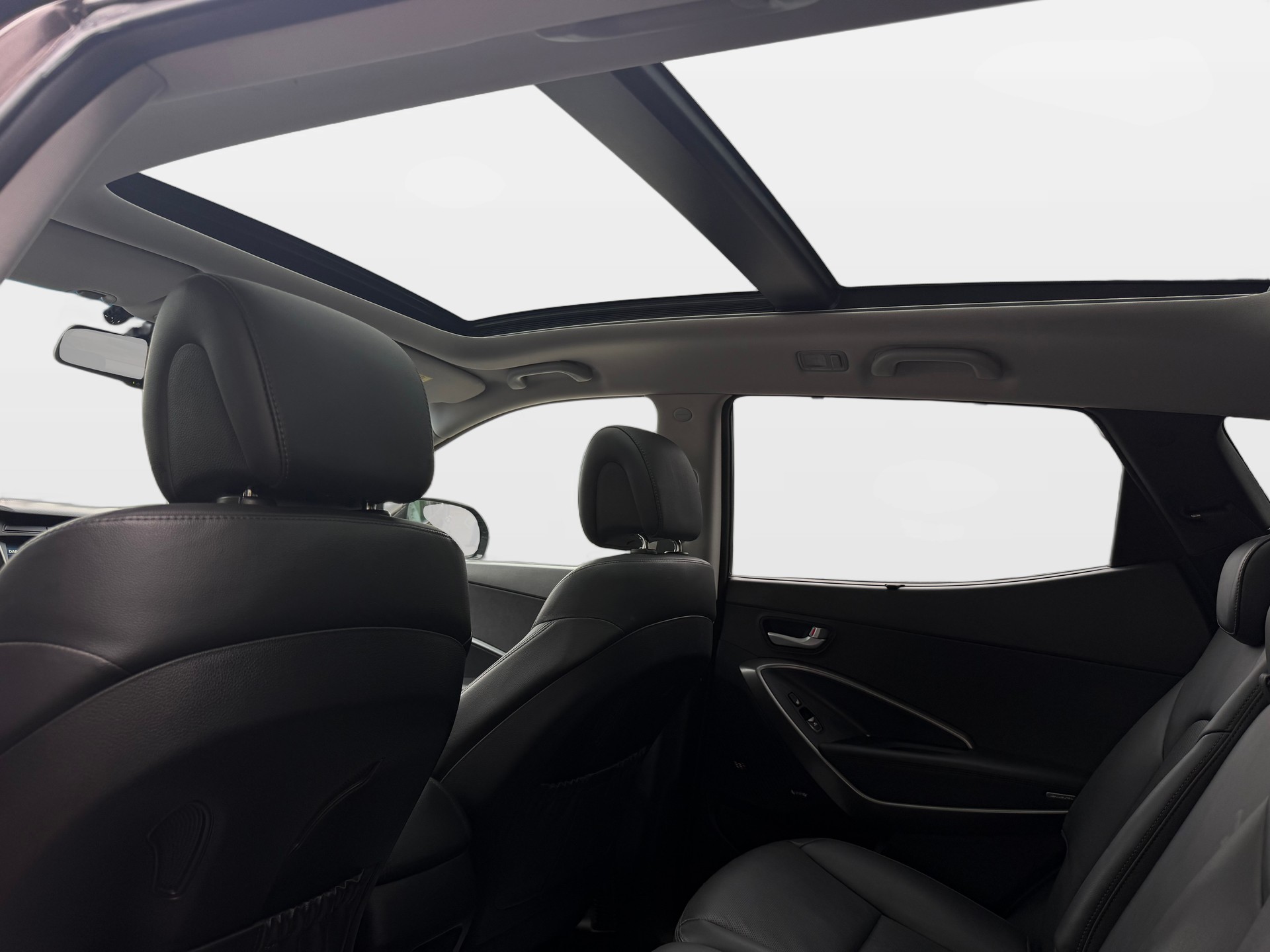 HYUNDAI Santa Fe 2.2 CRDI Amplia 4WD Automatic | Frisch MFK | Ab Service | AHK 2t. | 7-Plätzer-image-12