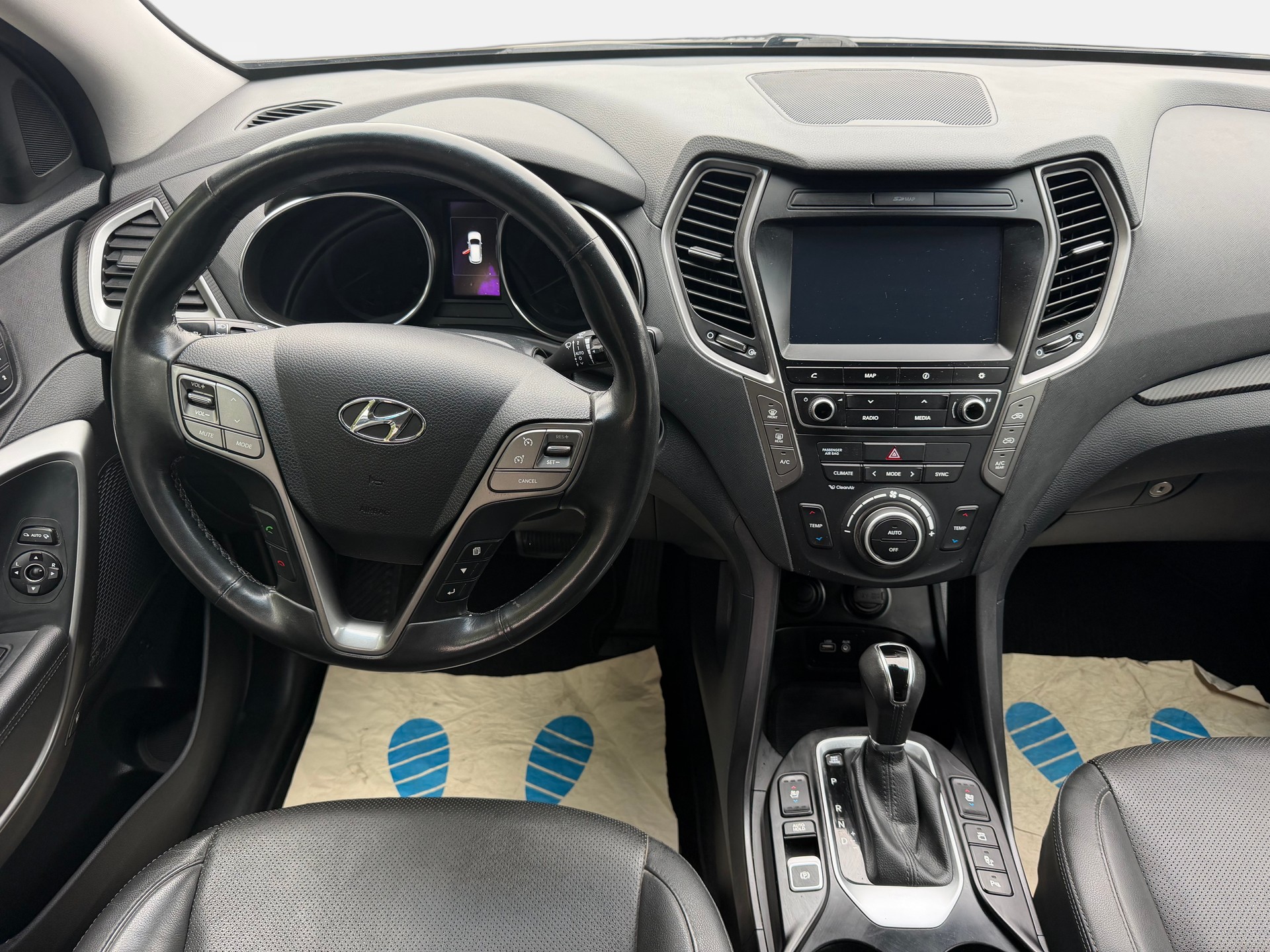 HYUNDAI Santa Fe 2.2 CRDI Amplia 4WD Automatic | Frisch MFK | Ab Service | AHK 2t. | 7-Plätzer-image-13