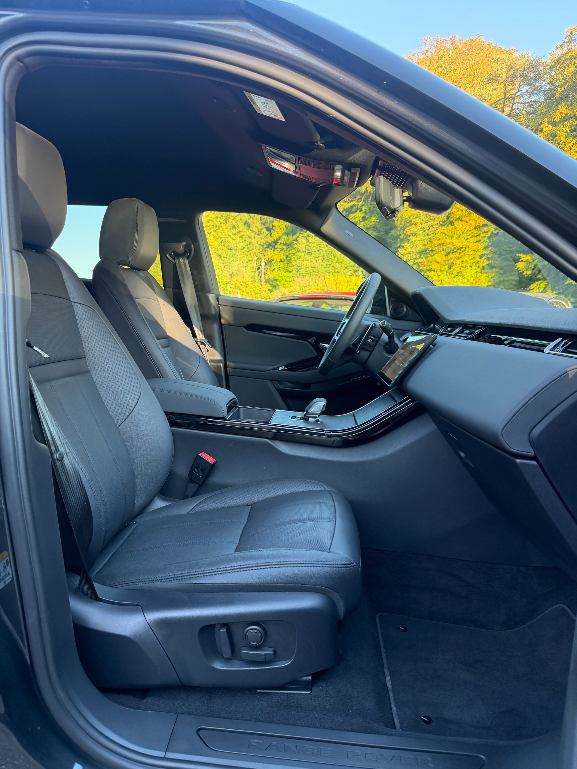 LAND ROVER Range Rover Evoque P 270e Autobiography AT9-image-10