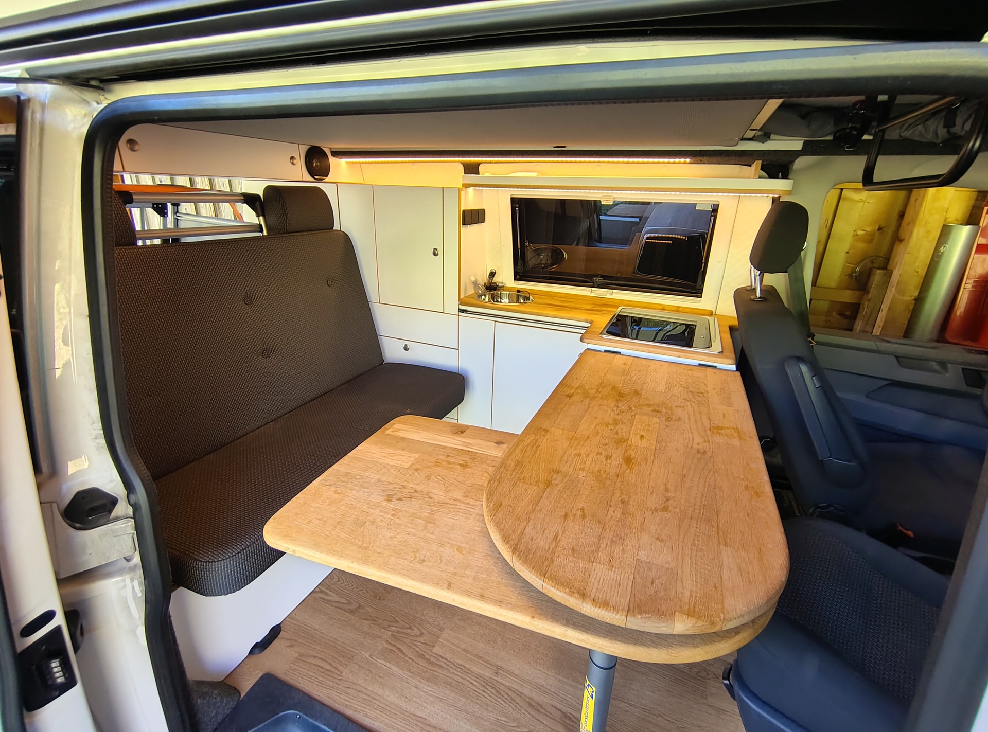 VW T6 Camper-image-4