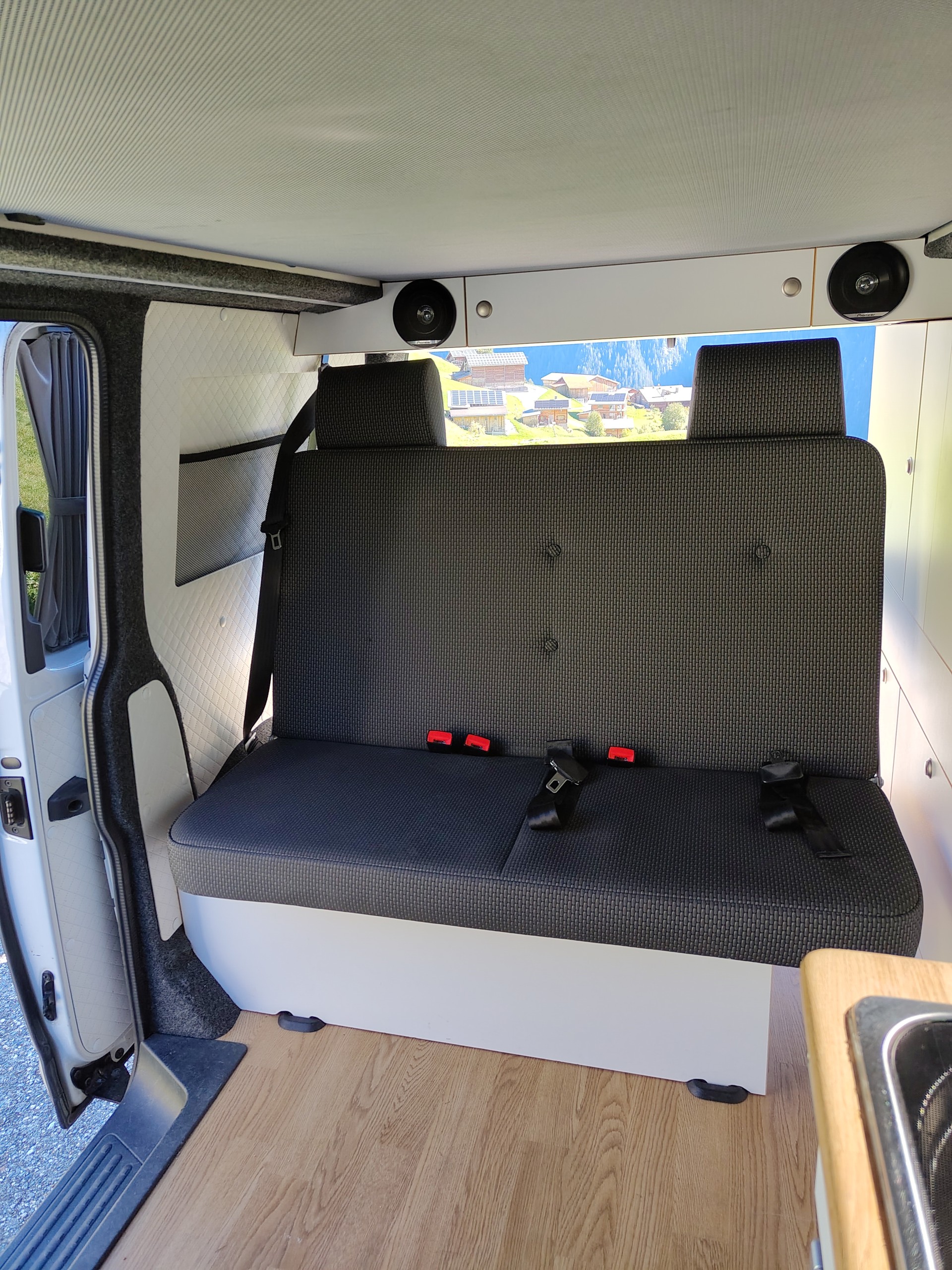 VW T6 Camper-image-2