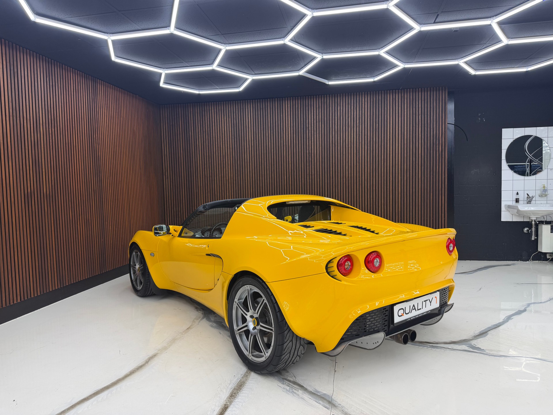 LOTUS Elise R-image-8