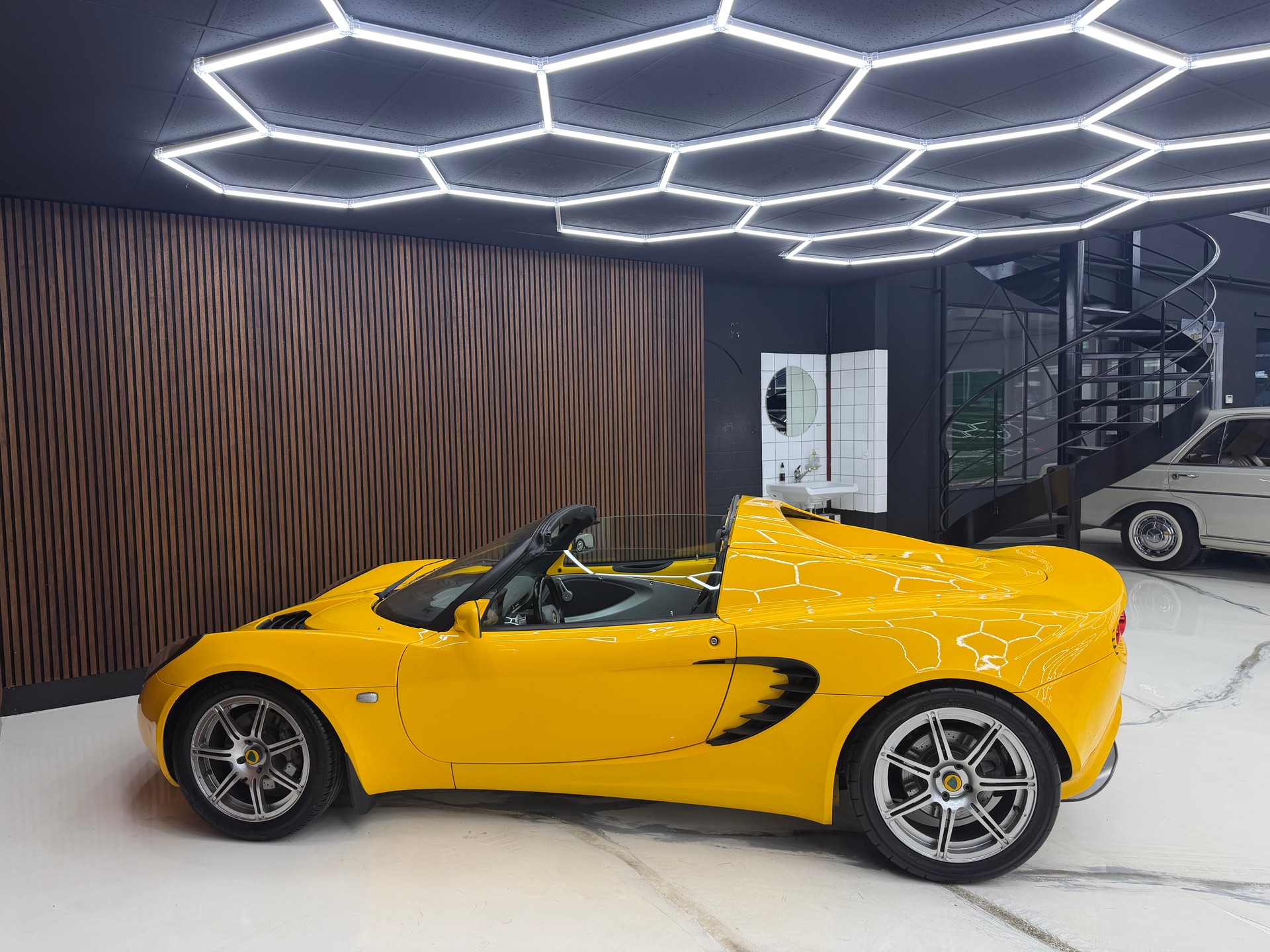 LOTUS Elise R-image-9
