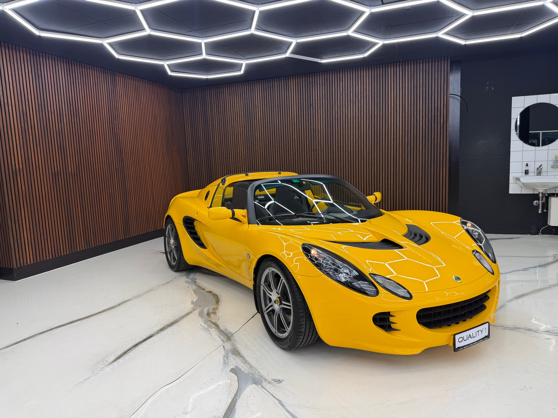 LOTUS Elise R-image-2