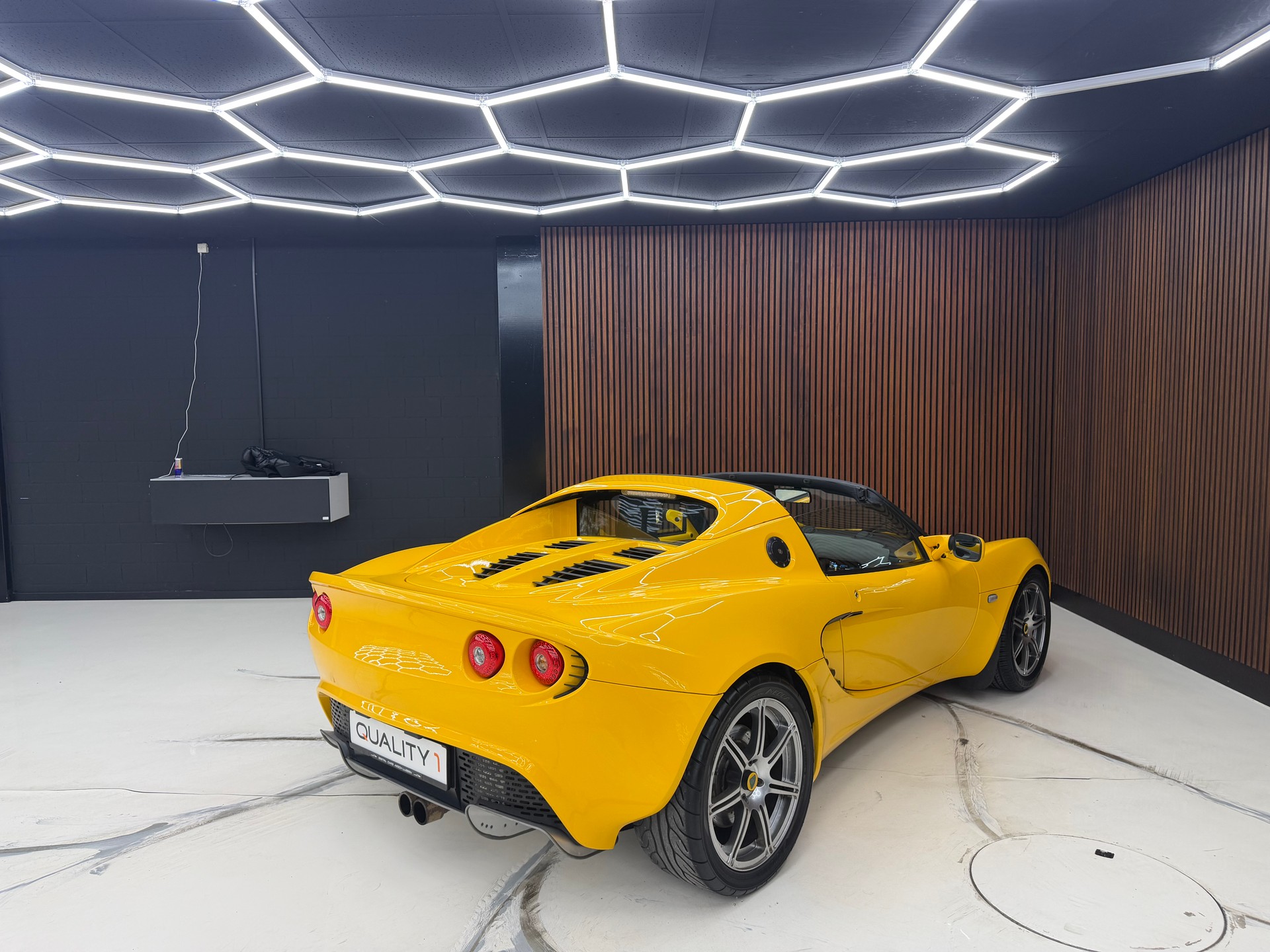 LOTUS Elise R-image-6