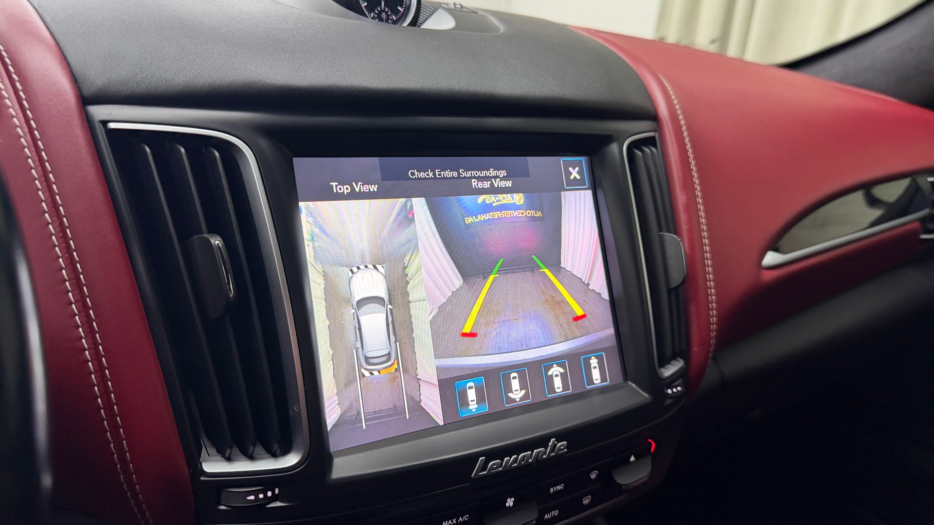 MASERATI Levante S 3.0 V6 Automatica-image-16