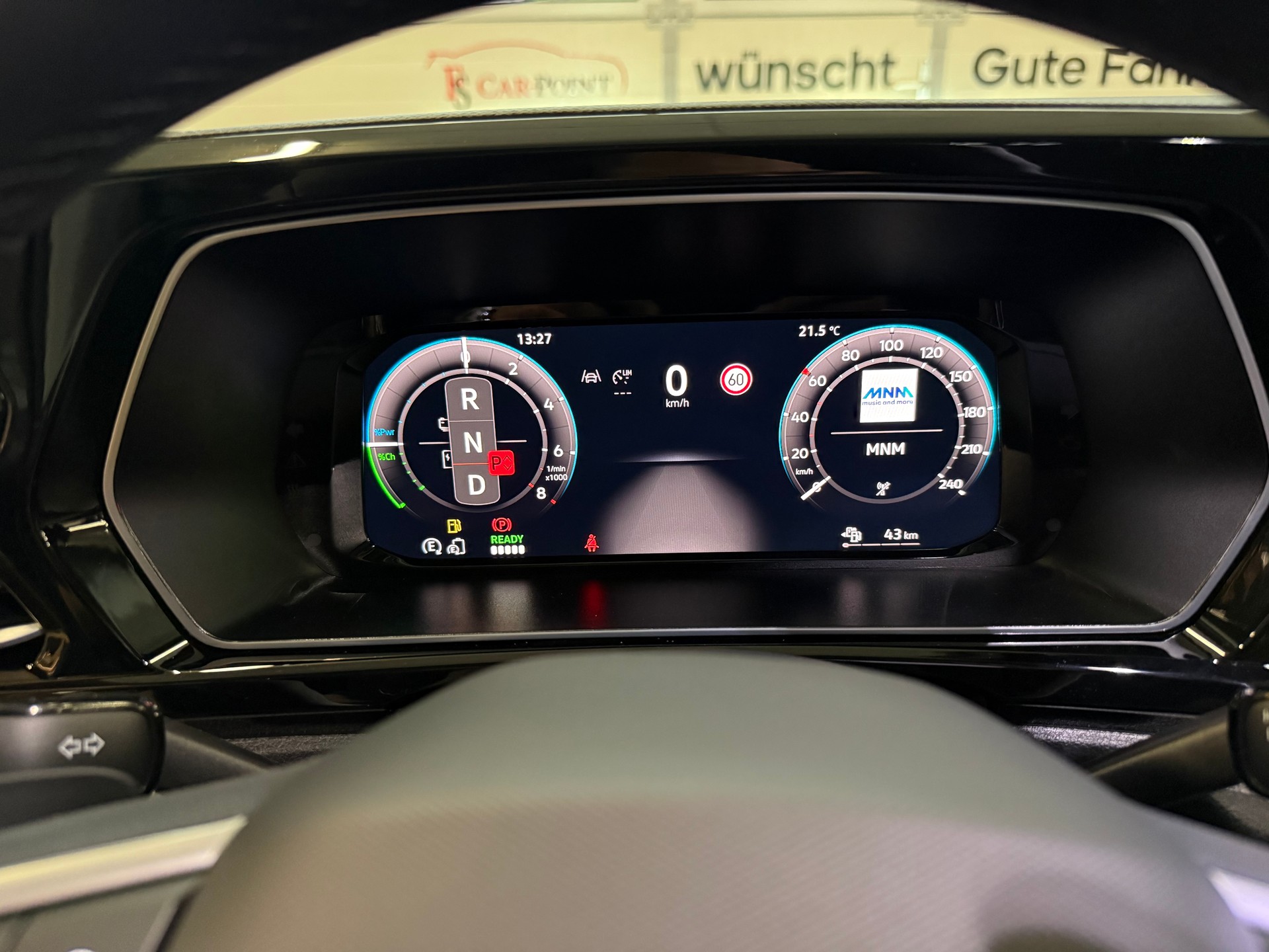 VW Caddy Maxi 1.5 TSI Plug in Hybrid Style DSG-image-19