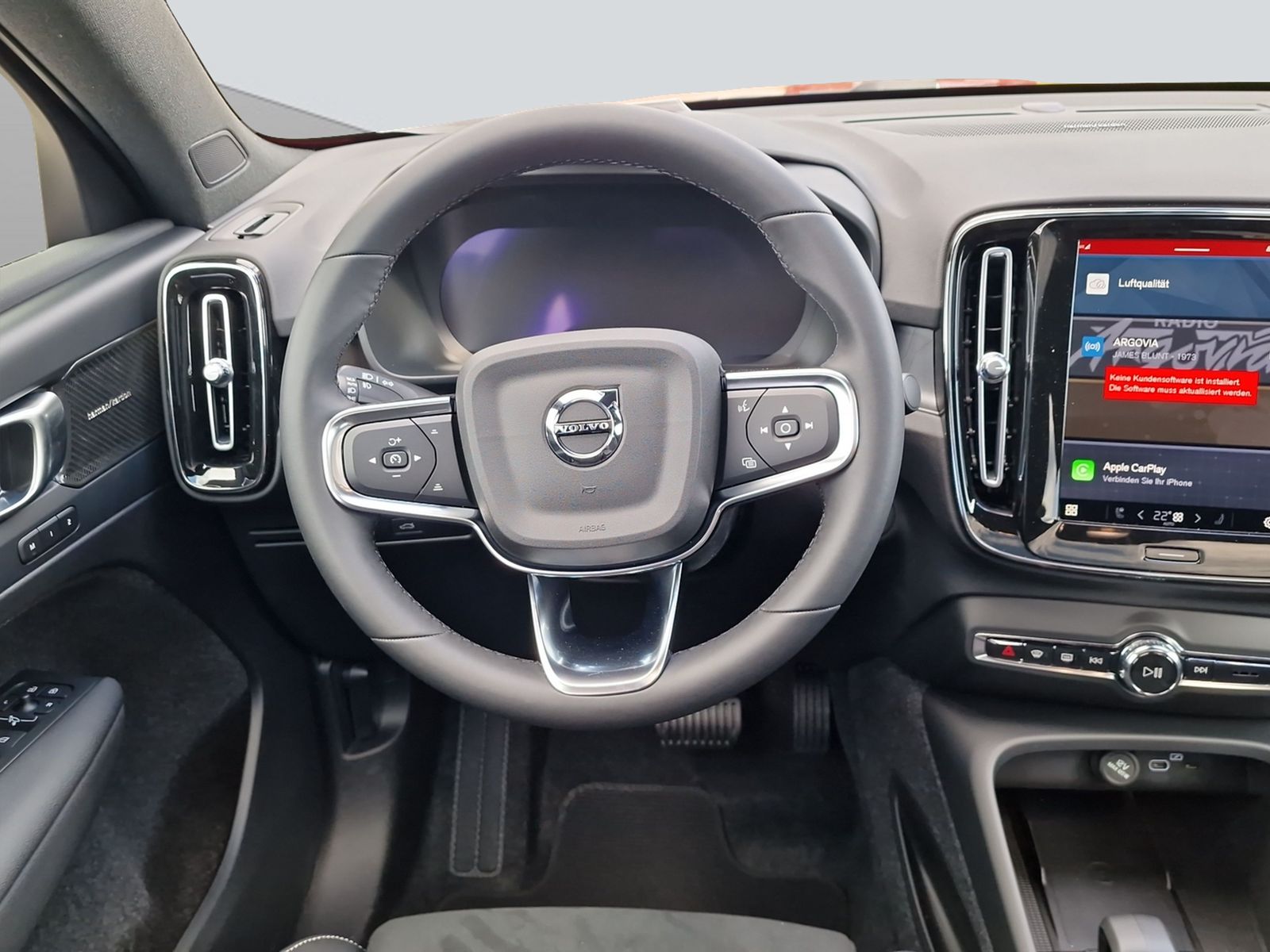 VOLVO C40 P6 Recharge Ultimate-image-12