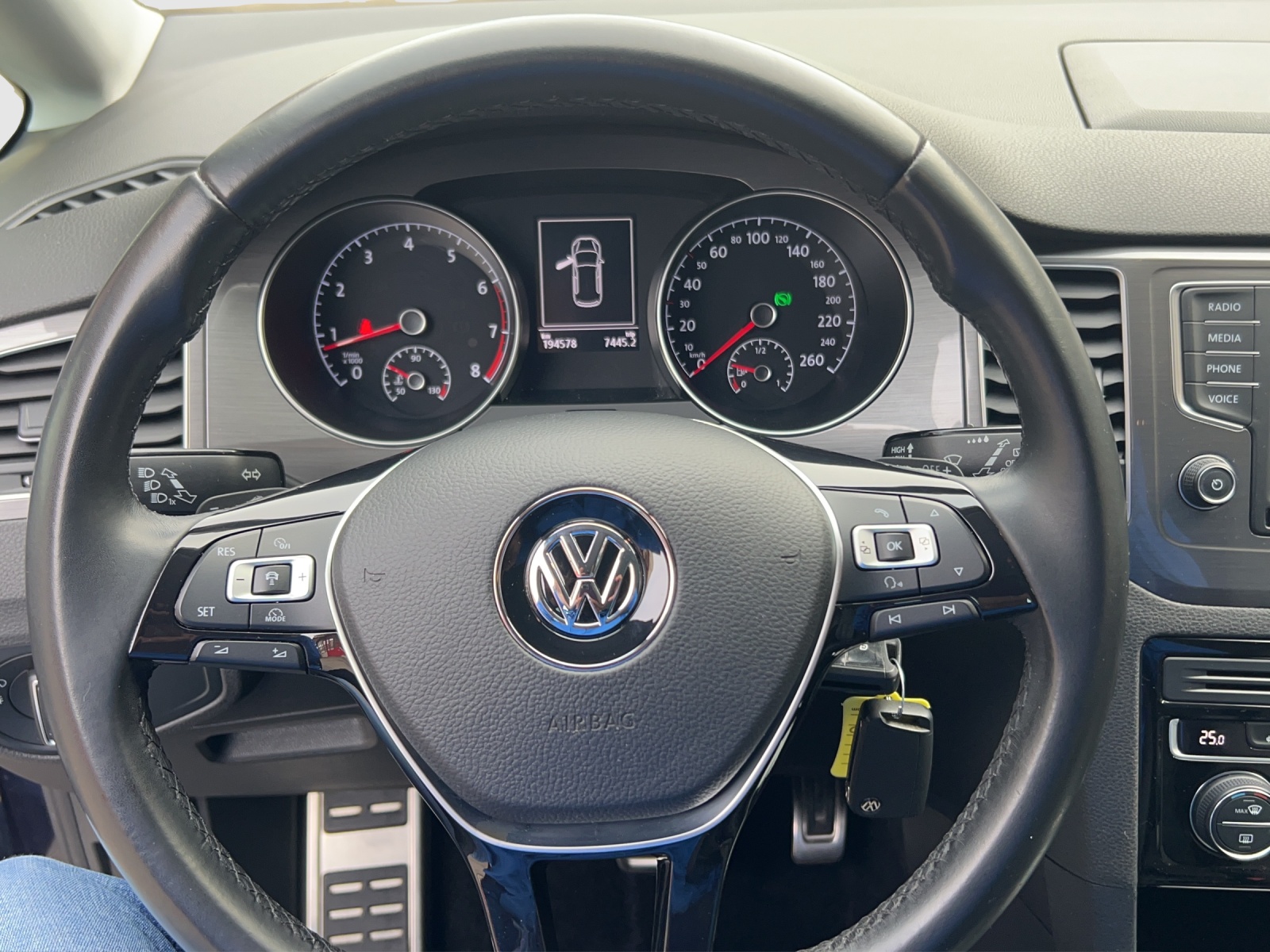 VW Golf Sportsvan 1.4 TSI Comfortline DSG-image-10