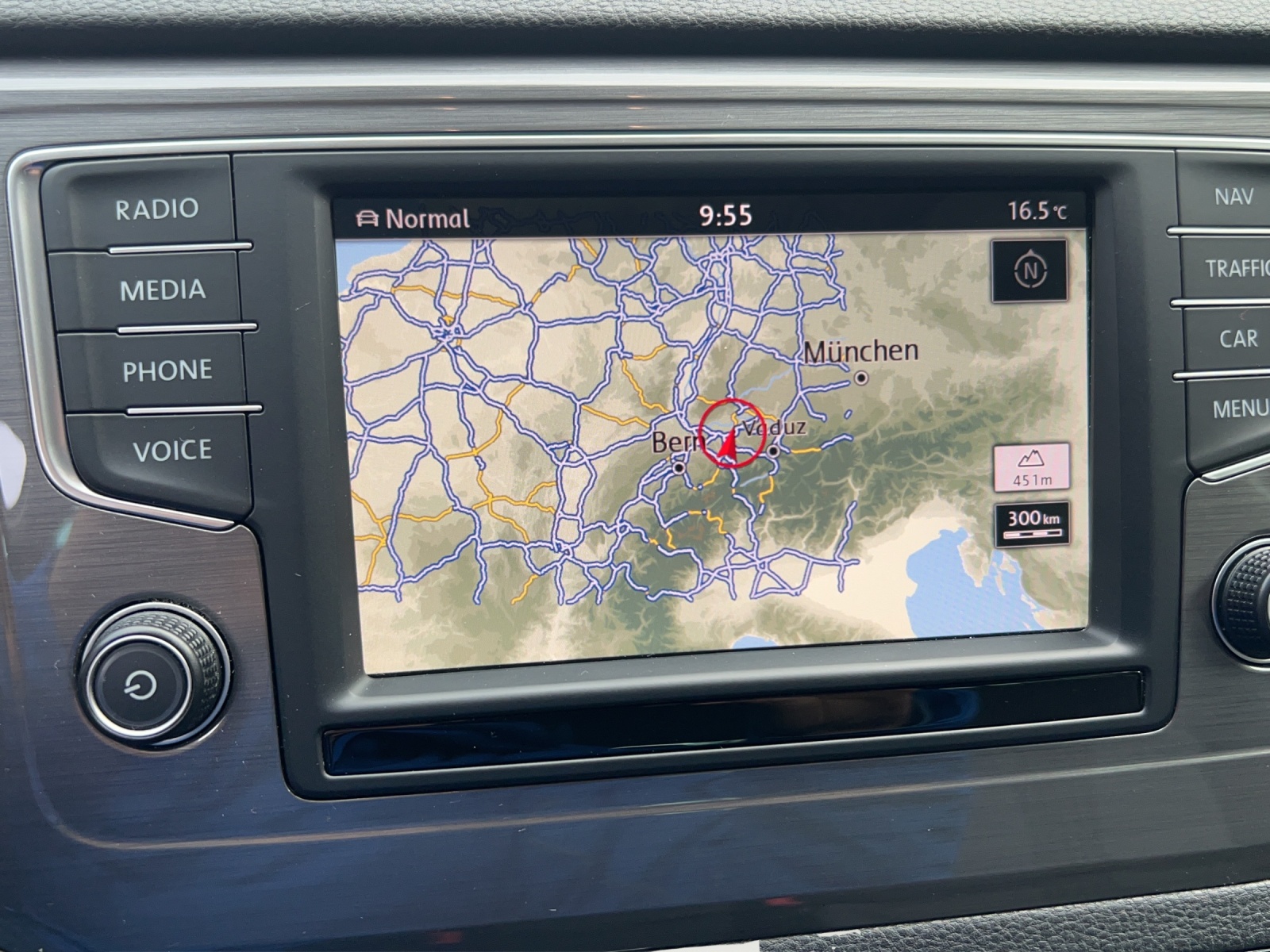VW Golf Sportsvan 1.4 TSI Comfortline DSG-image-13