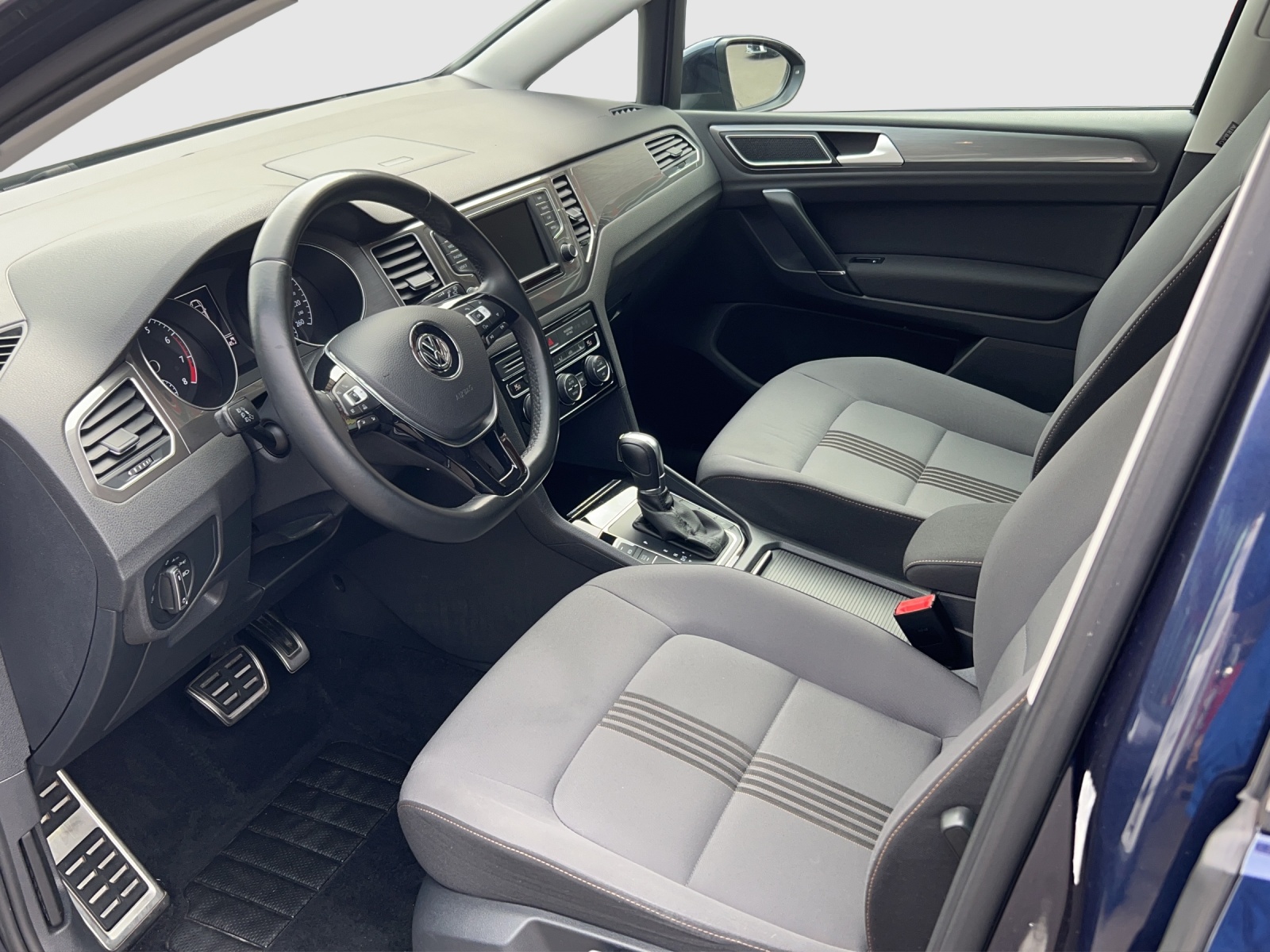 VW Golf Sportsvan 1.4 TSI Comfortline DSG-image-8