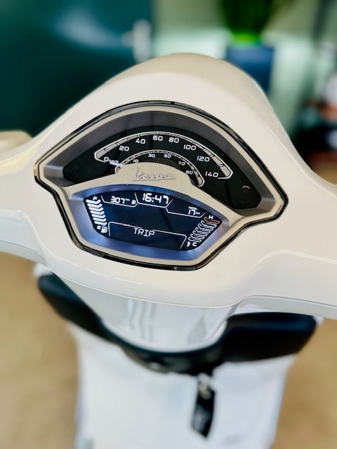 PIAGGIO Vespa 125 Primavera-image-5
