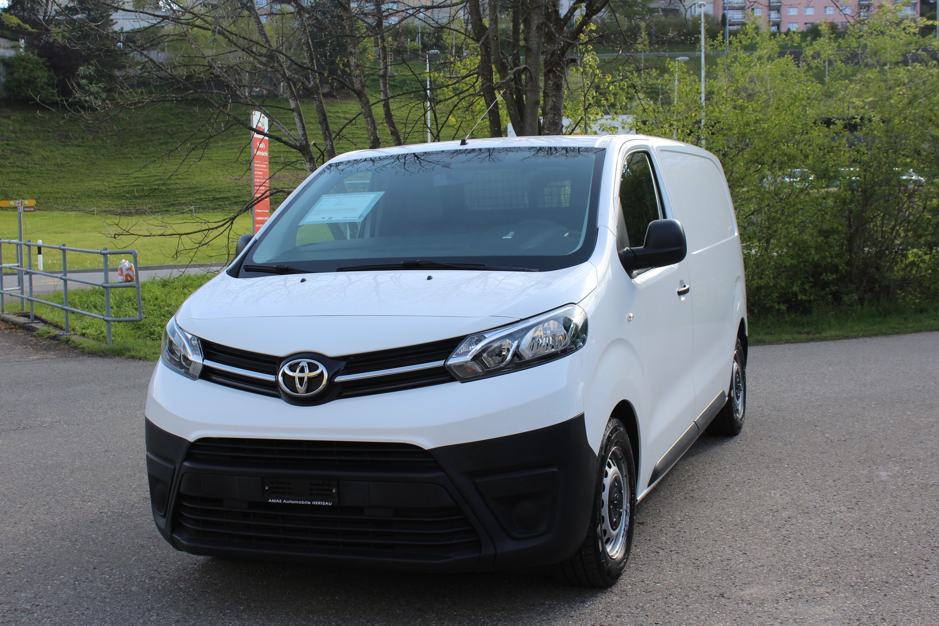 TOYOTA Proace 1.6D Panel Van L1 Terra-image-13