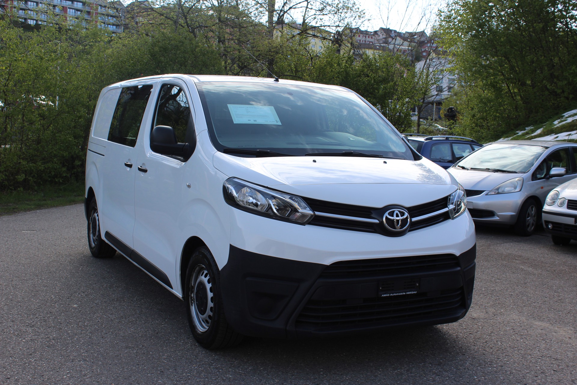 TOYOTA Proace 1.6D Panel Van L1 Terra-image-2