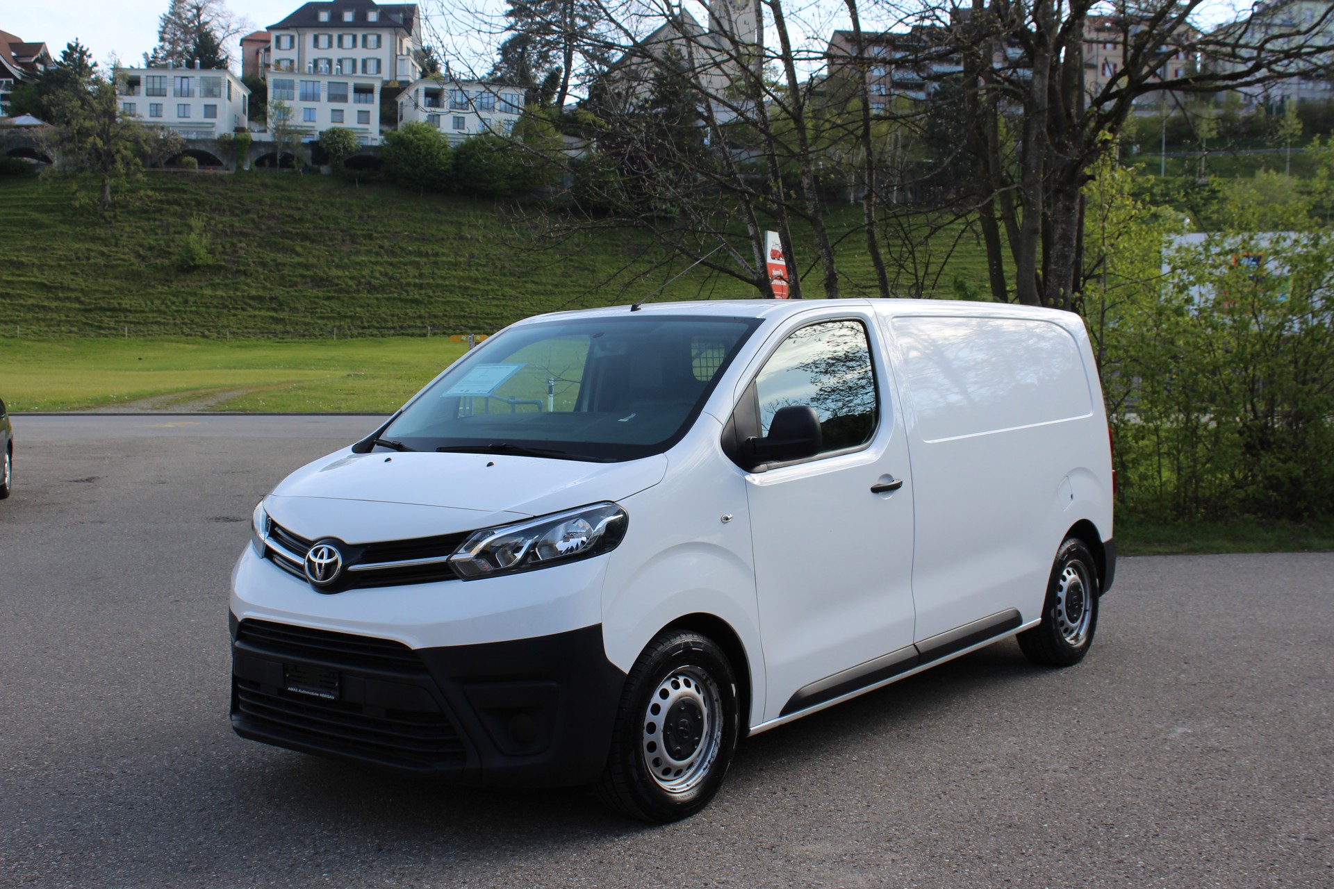 TOYOTA Proace 1.6D Panel Van L1 Terra-image-1