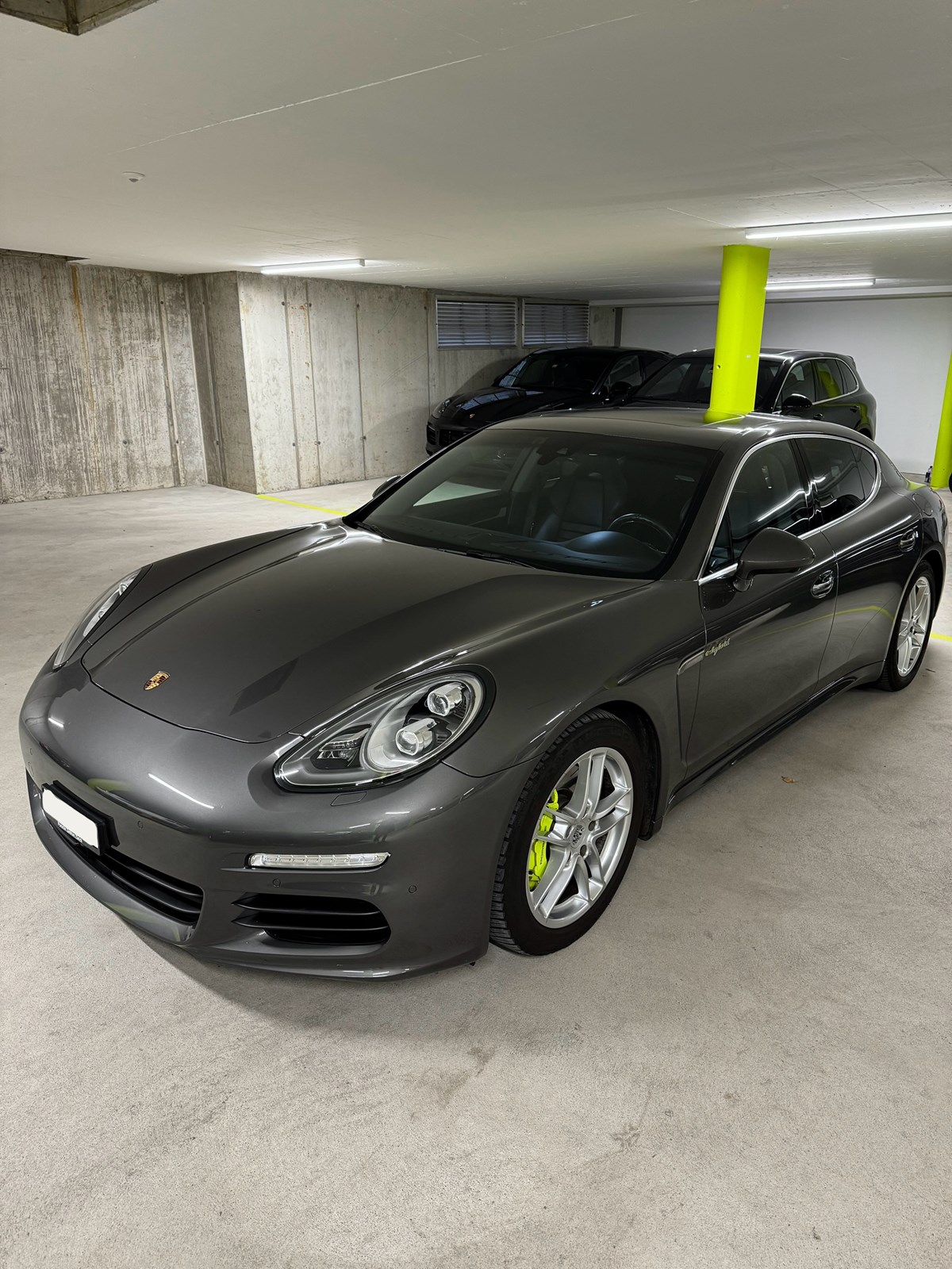 PORSCHE Panamera S E-Hybrid-image-0