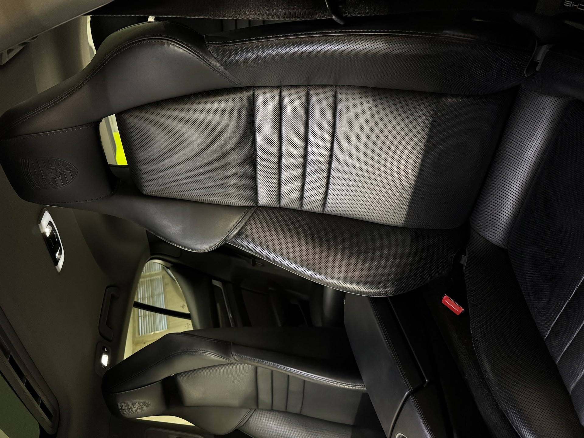 PORSCHE Panamera S E-Hybrid-image-7