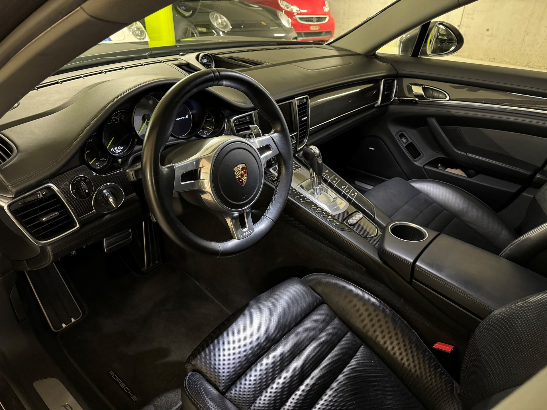 PORSCHE Panamera S E-Hybrid-image-3