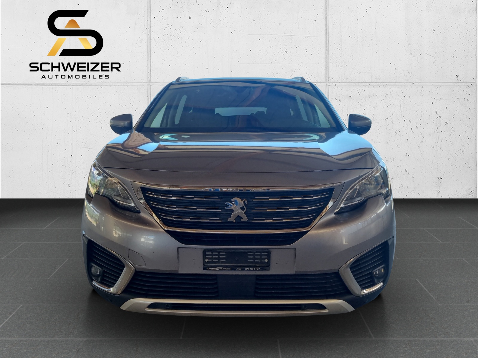 PEUGEOT 5008 1.2 Pure Tech Allure-image-2