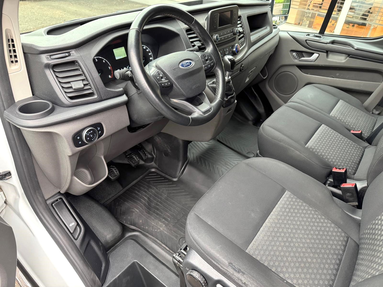 FORD Transit Cust 280 L1 Trend-image-1