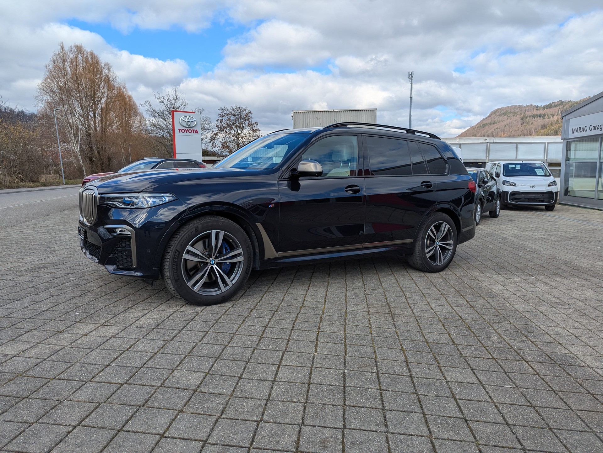 BMW X7 xDrive M50d Steptronic-image-2
