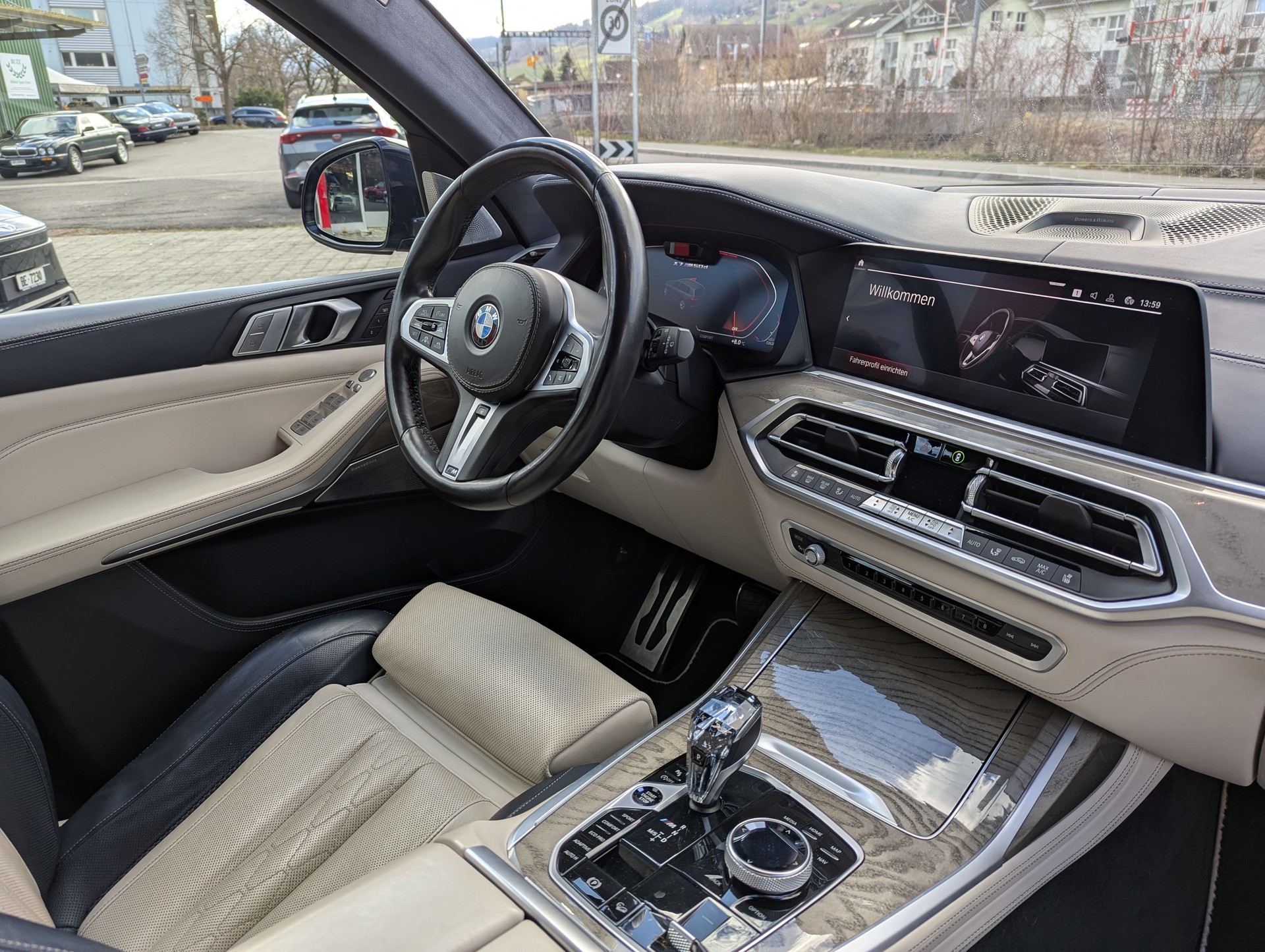 BMW X7 xDrive M50d Steptronic-image-13