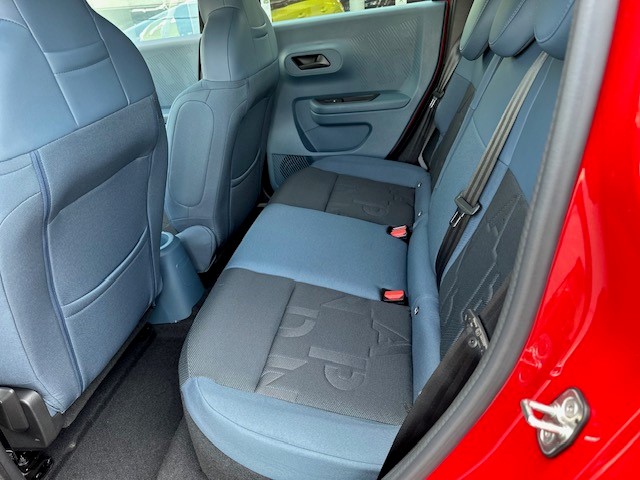 FIAT Grande Panda Elektro Red-image-9