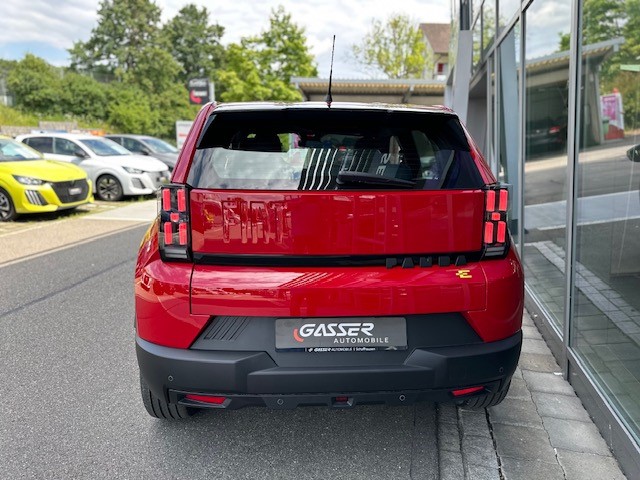 FIAT Grande Panda Elektro Red-image-4