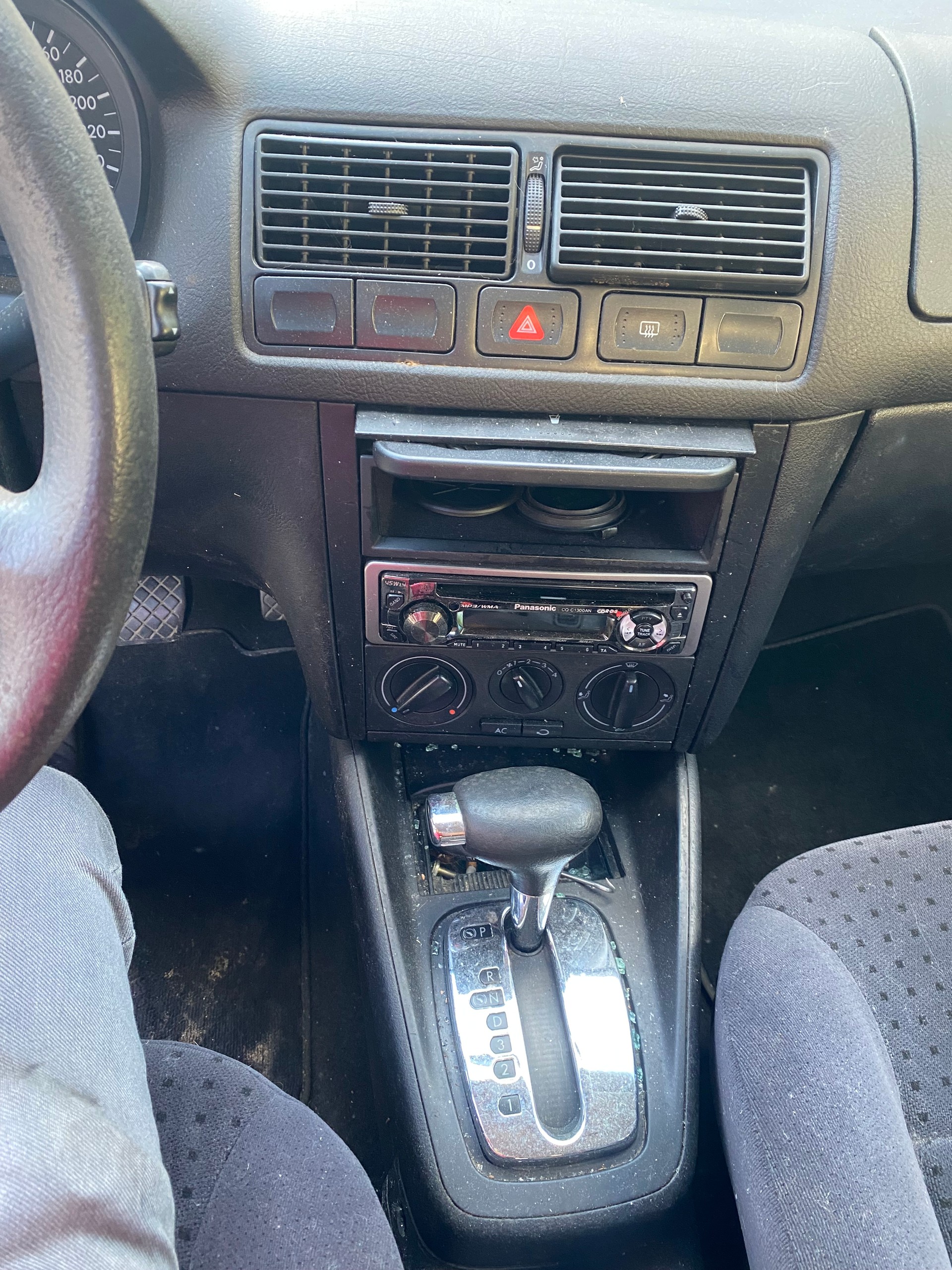 VW Golf 1.6 Comfortline-image-9
