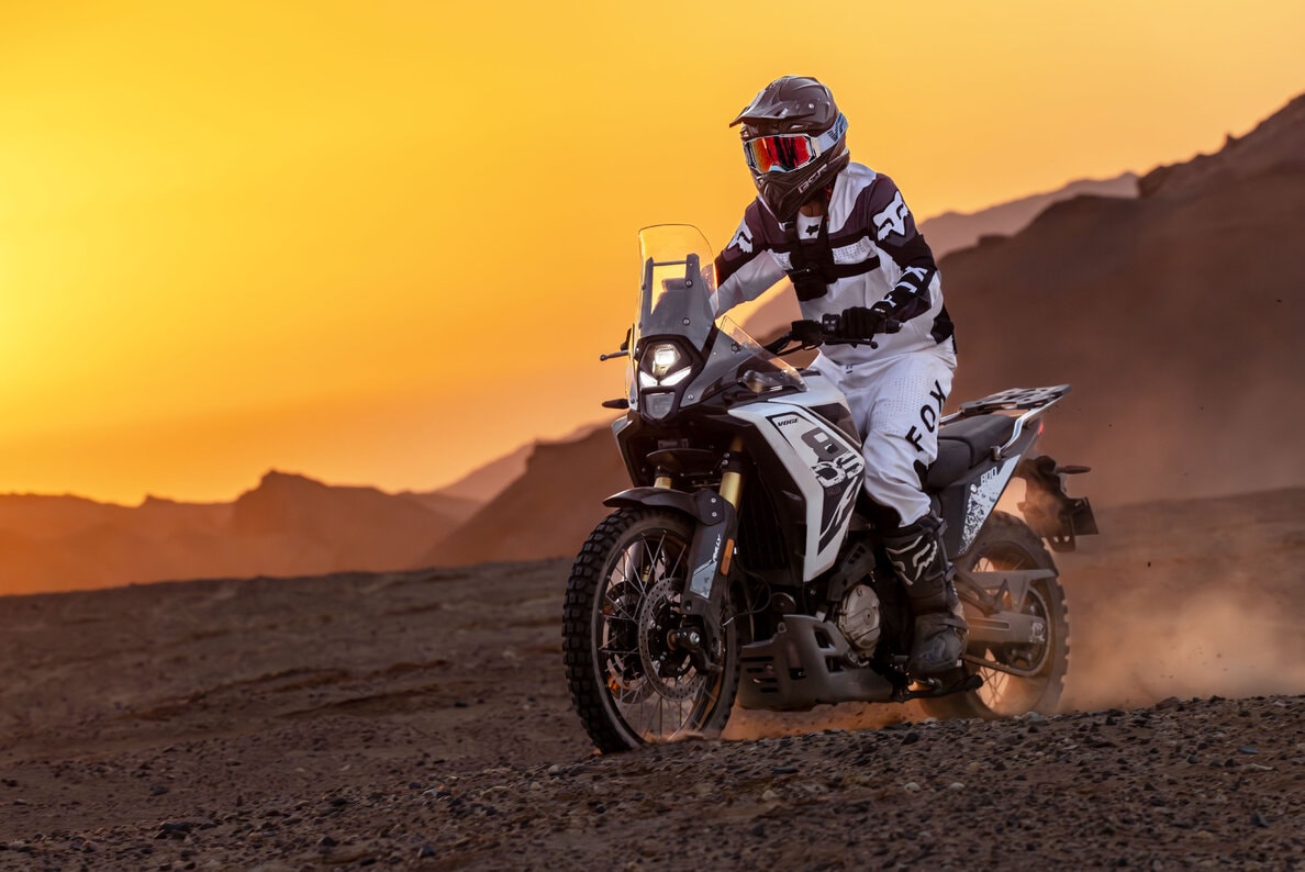 VOGE 800DS Rally-showroom-element-3