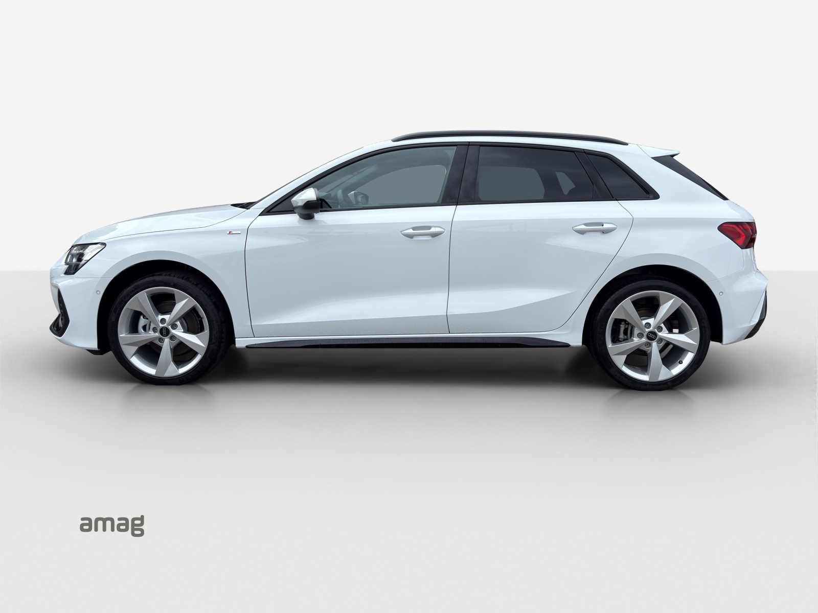 AUDI A3 Sportback 40 TFSI S line S-tronic quattro-image-1
